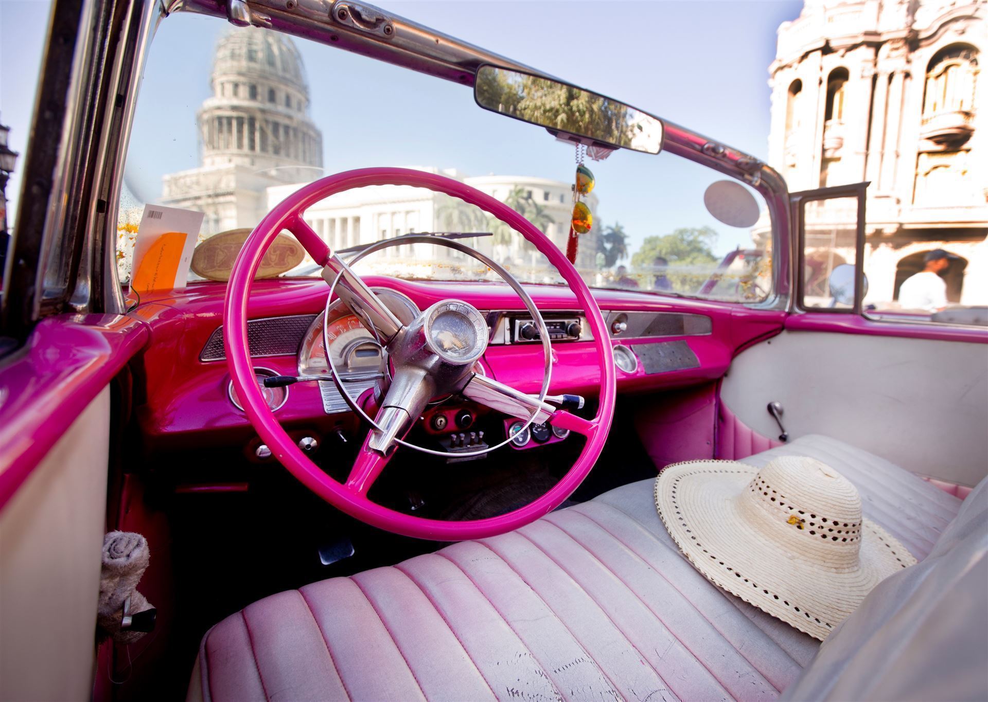 Capitol mit Sicht vom Auto
