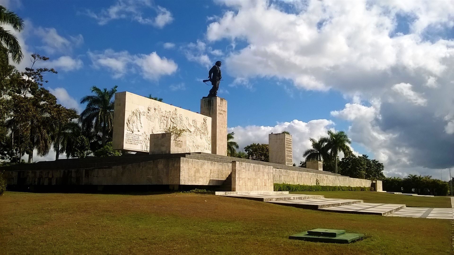 Santa Clara_Che Mausoleum und Denkmal