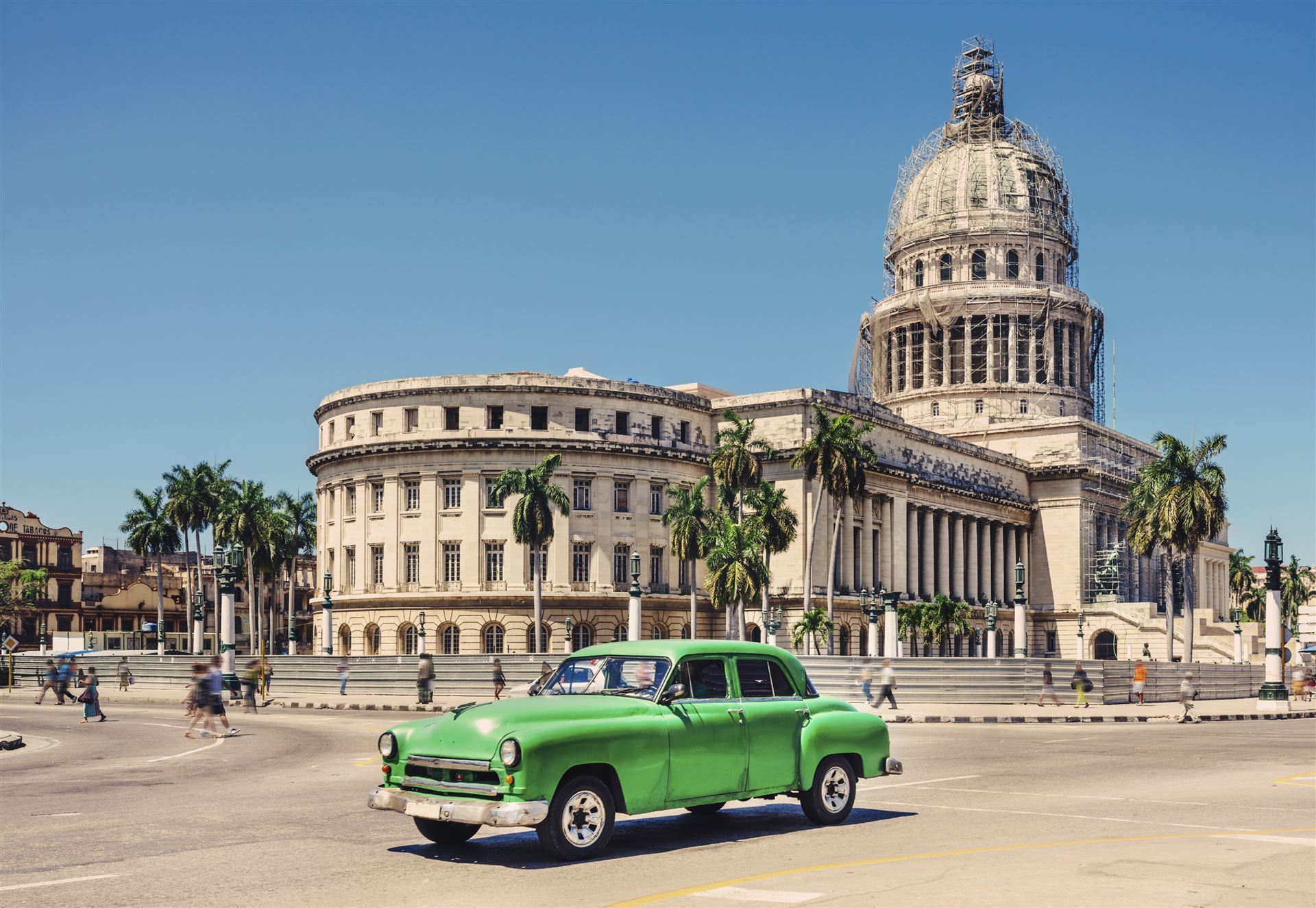 Kuba_Havanna_grüner_Oldtimer_