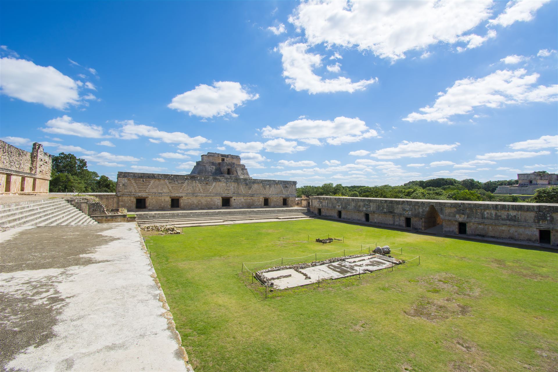 Mexiko Halbinsel Yucatan Uxmal Viereck der Nonnen