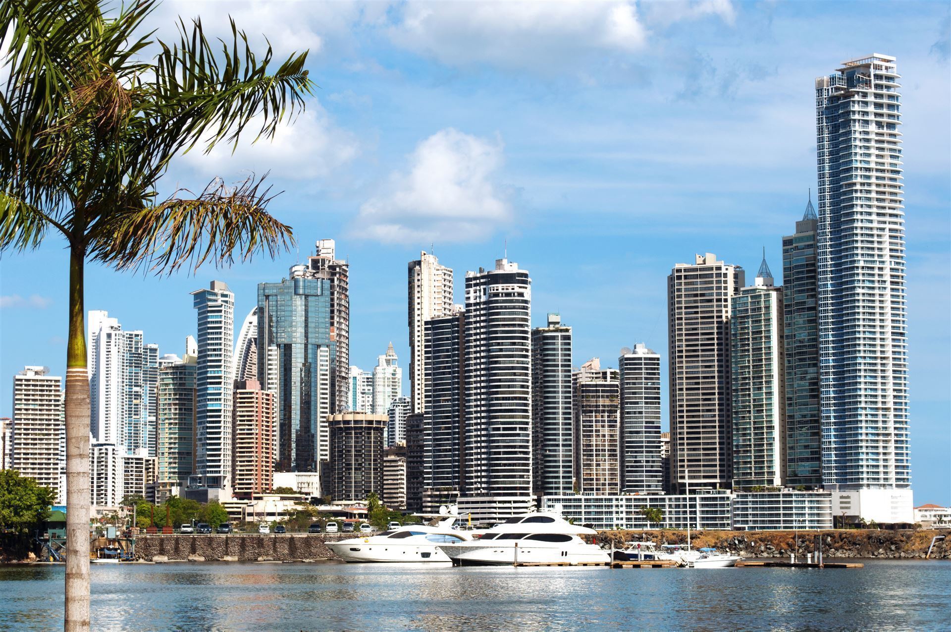 Blick auf die Skyline von Panama City