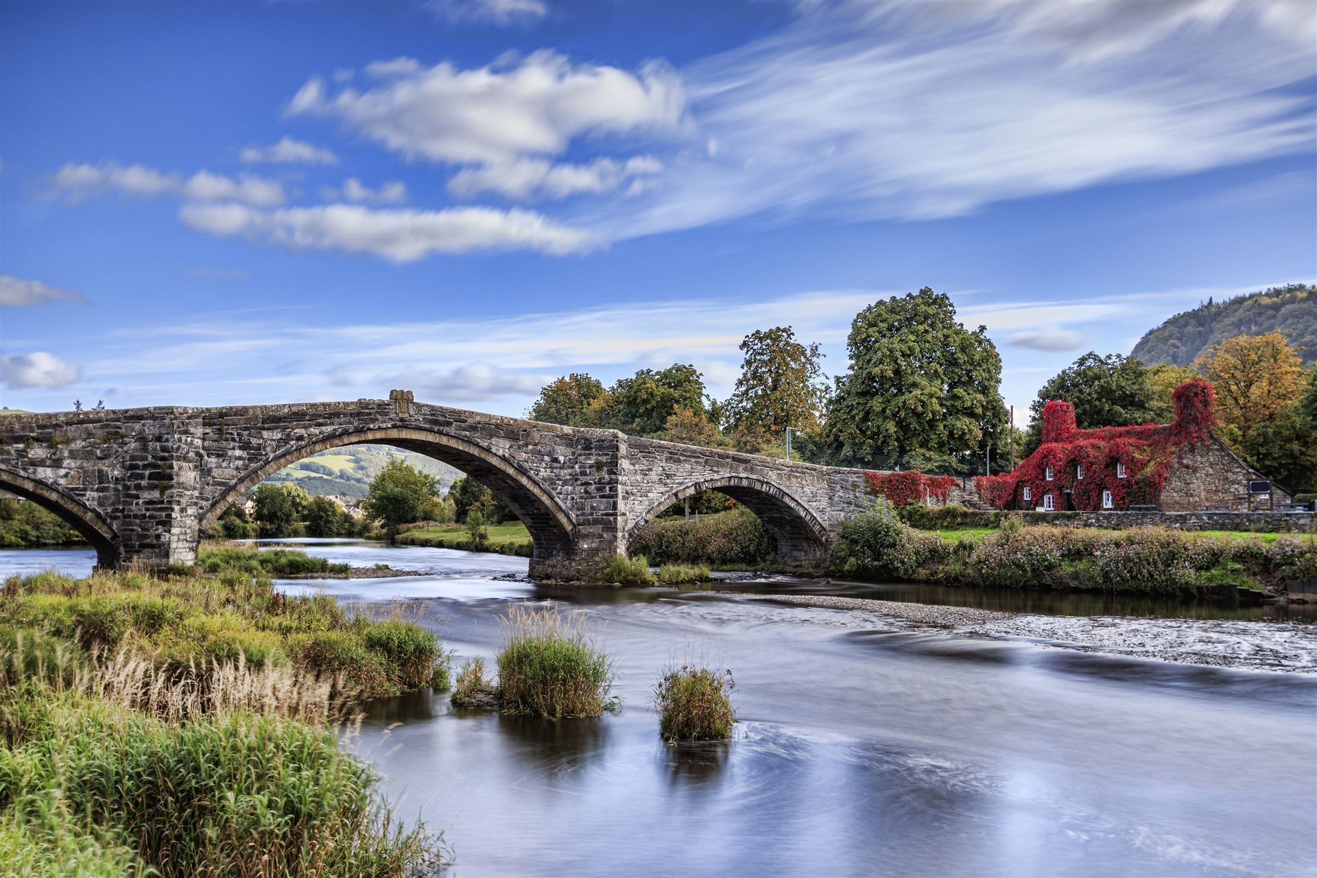 Steinbrücke Pont Fawr in Llanrwst