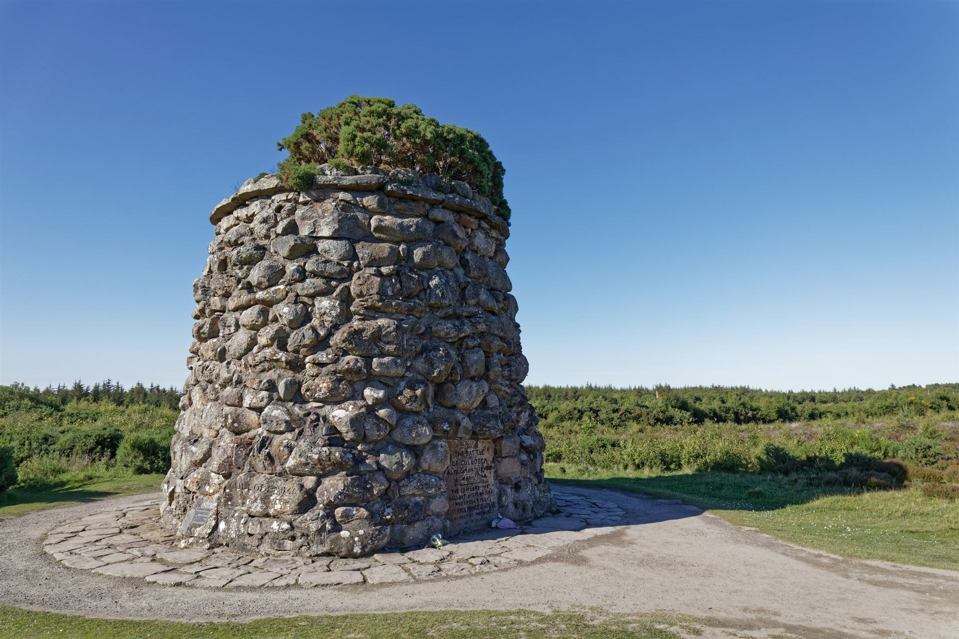 Denkmal auf dem Schlachtfeld bei Culloden