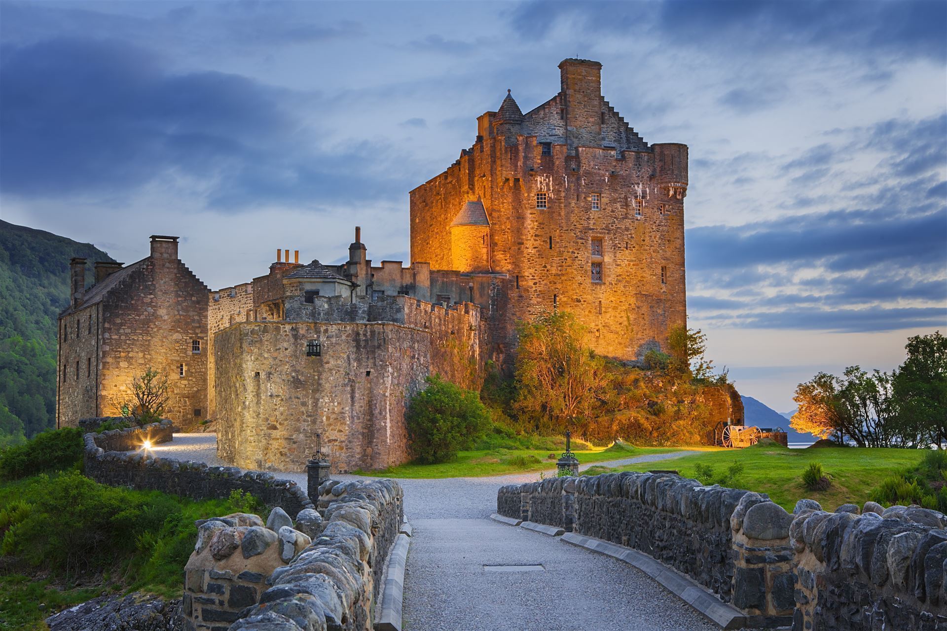 Eilean Donan Castle am Abend