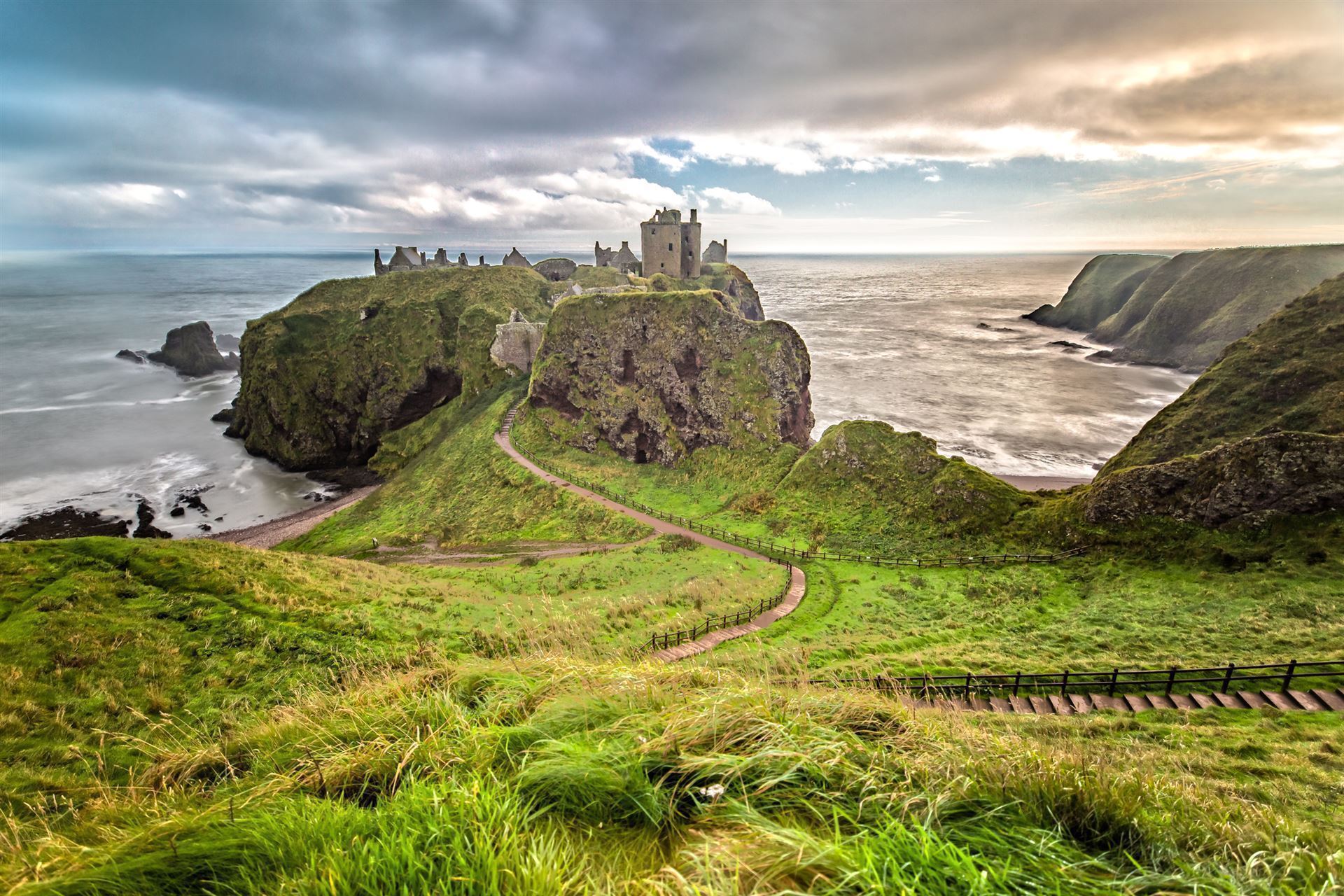 Wunderschöner Blick zum Dunnottar Castle