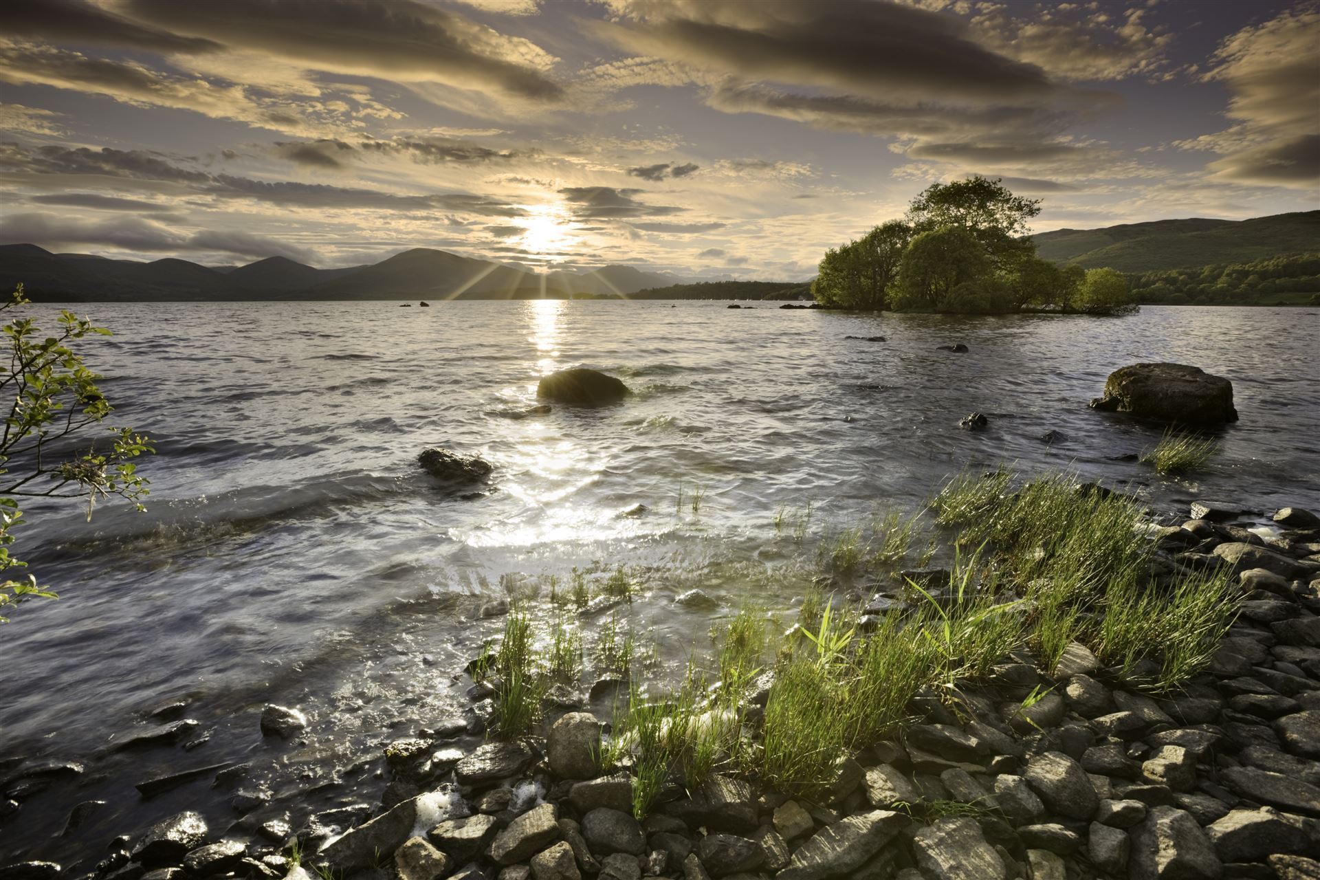 Sonnenuntergang am Loch Lomond