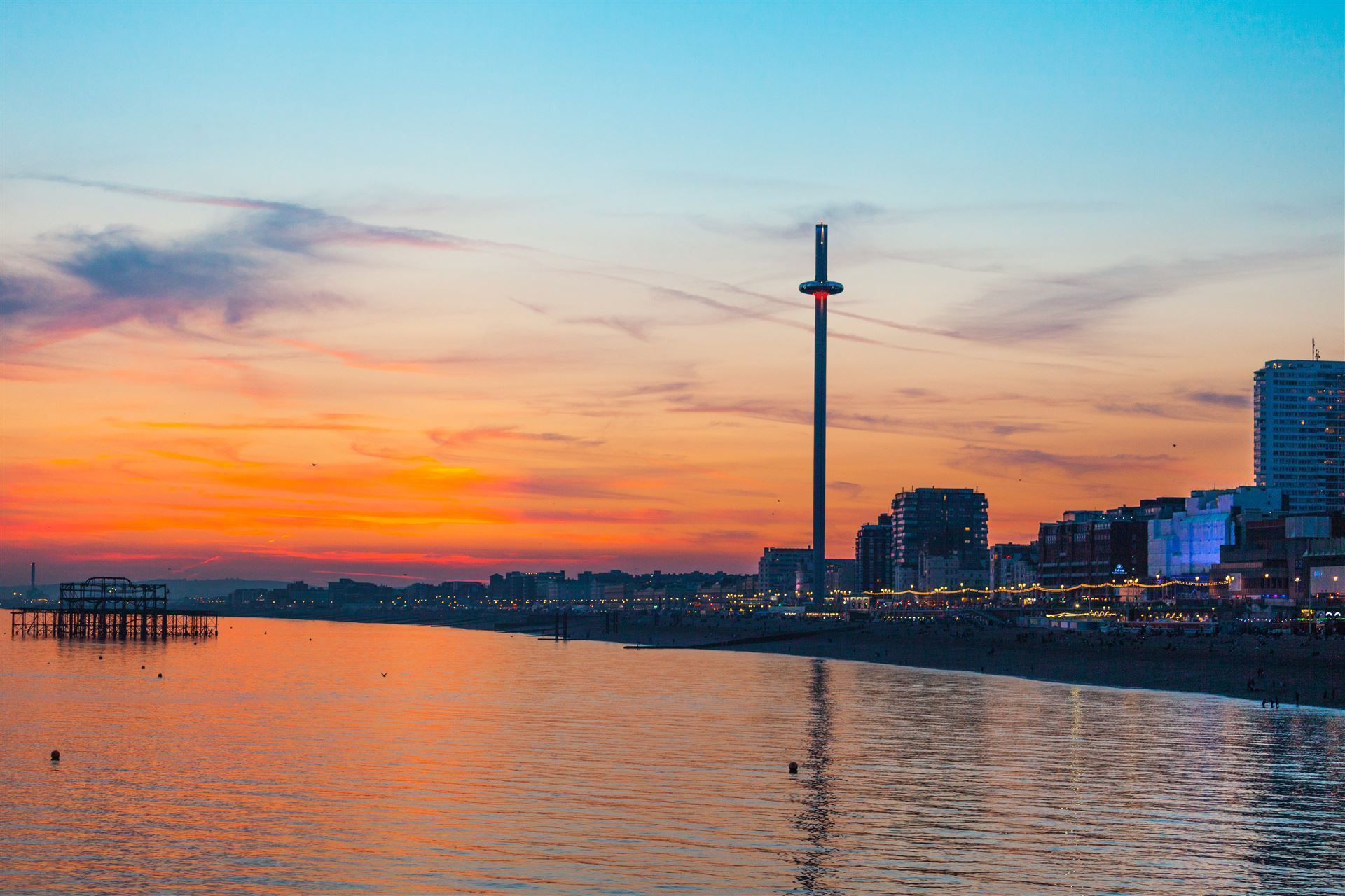 Aussichtsturm i360