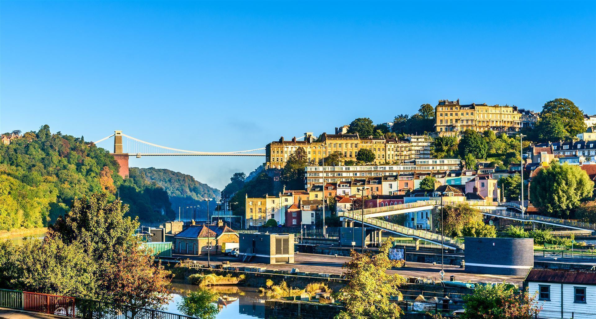Blick auf Bristol und die Clifton Suspension Bridge