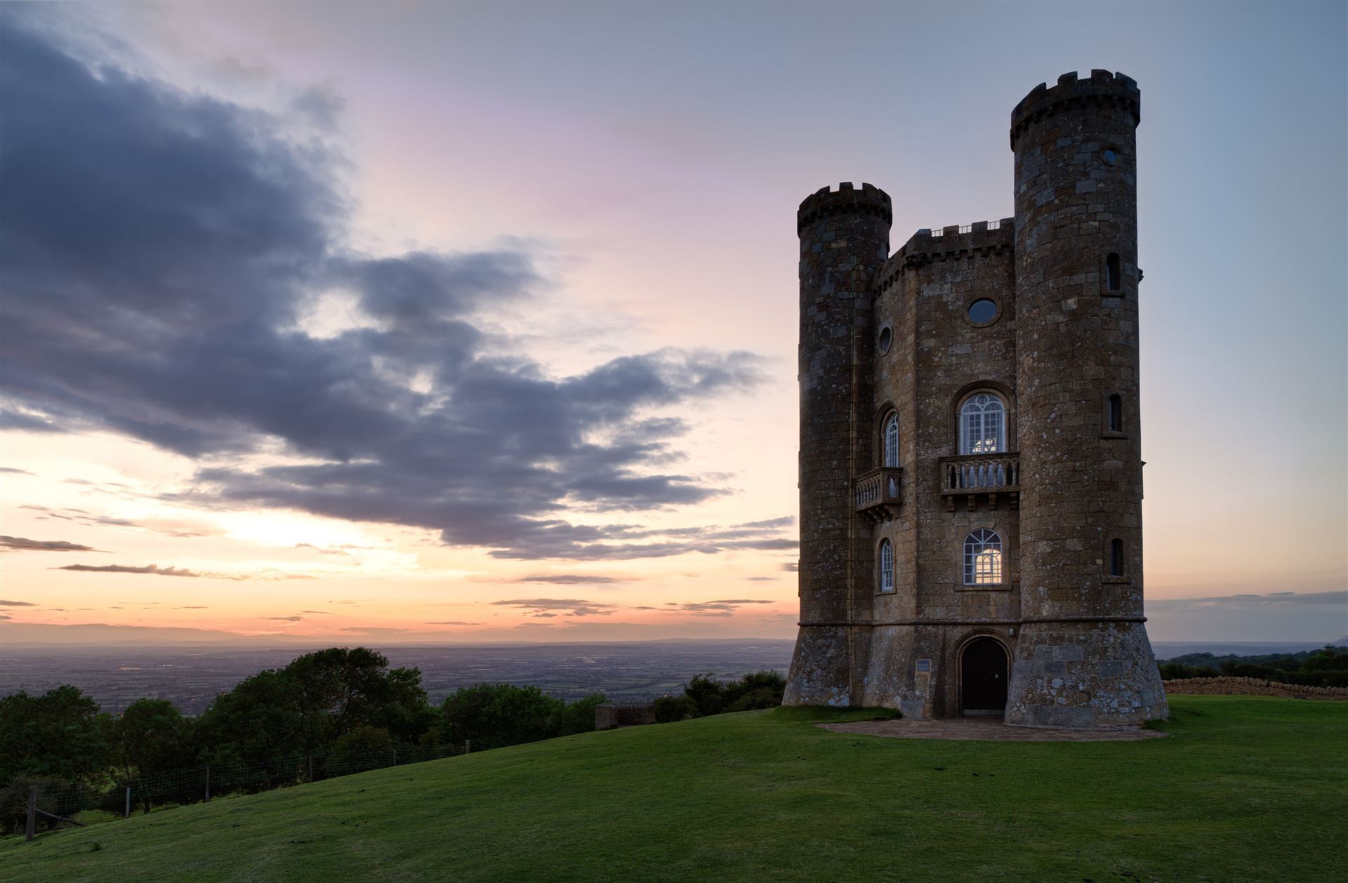 Broadway Tower