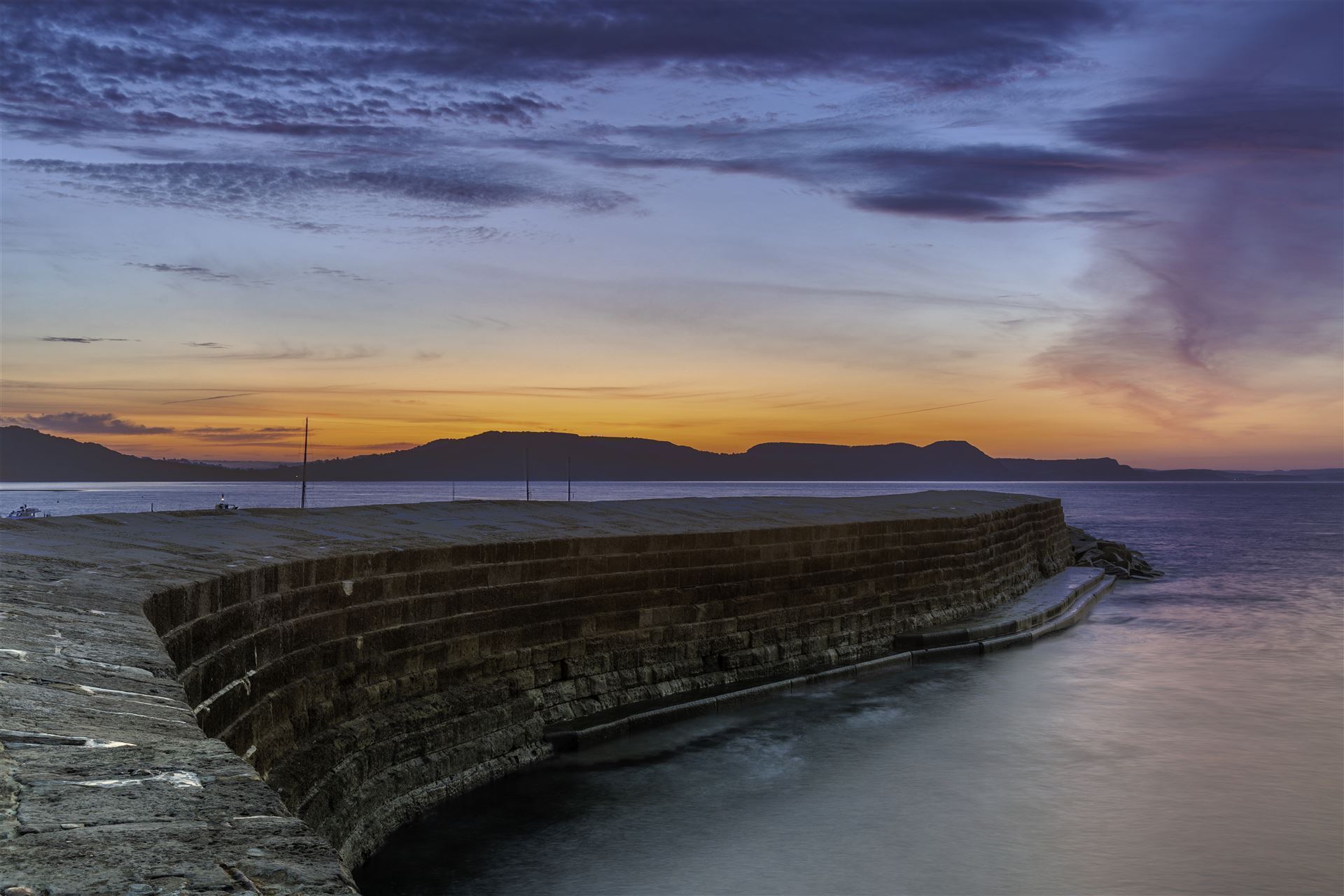 Alte Steinmole "The Cobb"