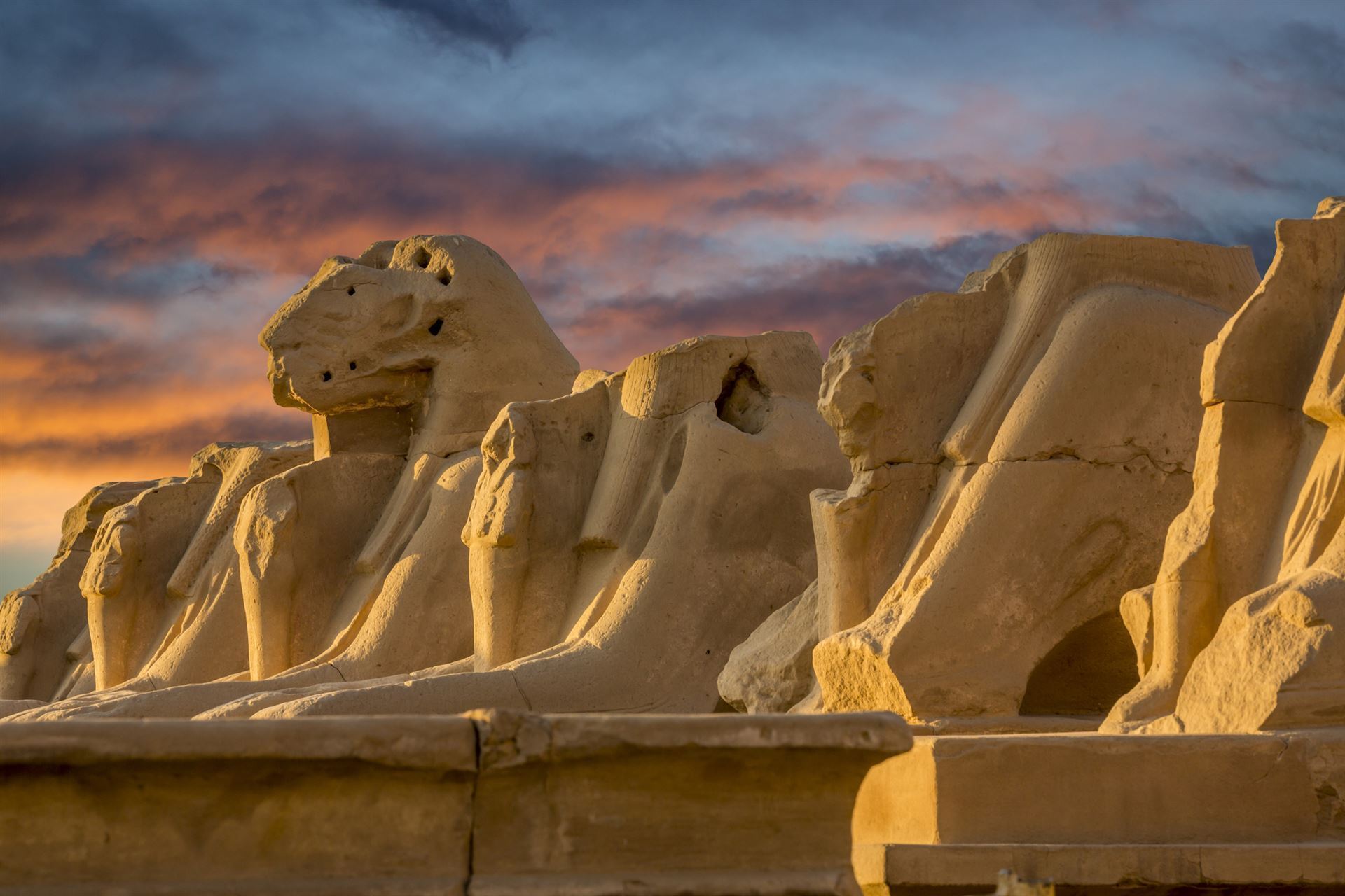 Sphinx Allee