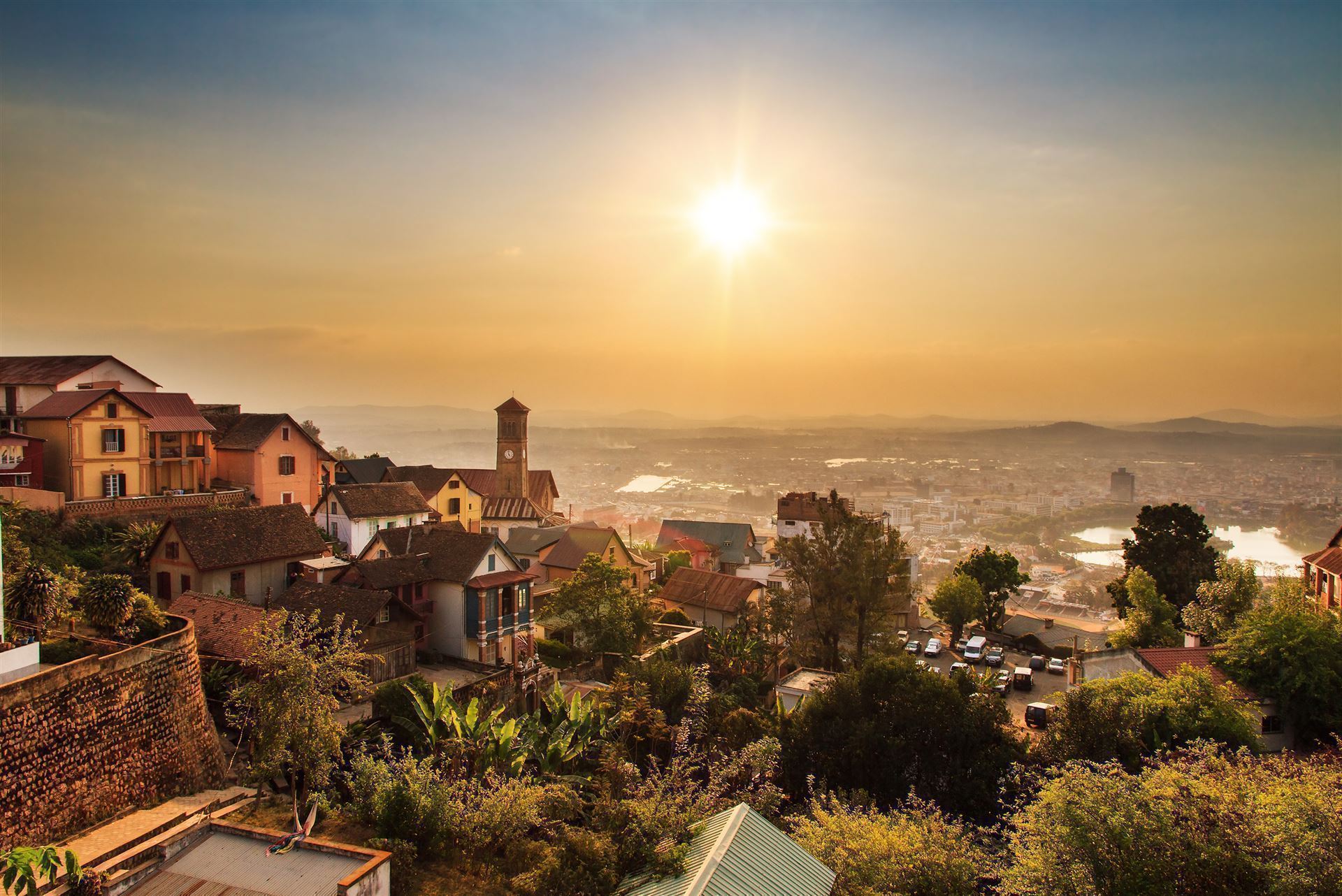 Antananarivo bei Sonnenuntergang