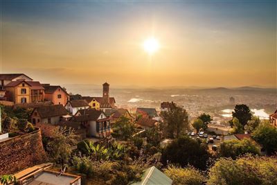 Antananarivo bei Sonnenuntergang