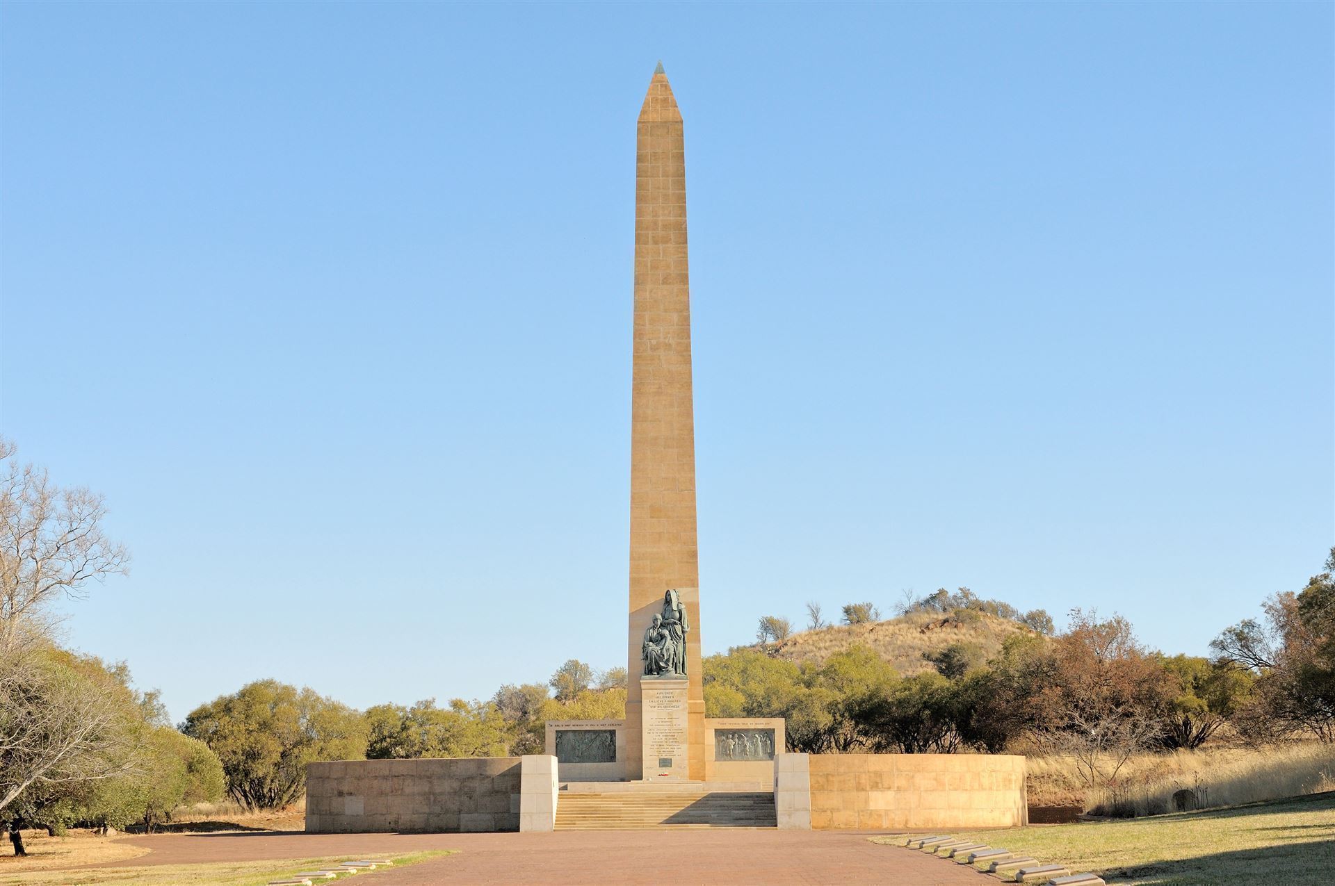 Nationales Frauendenkmal