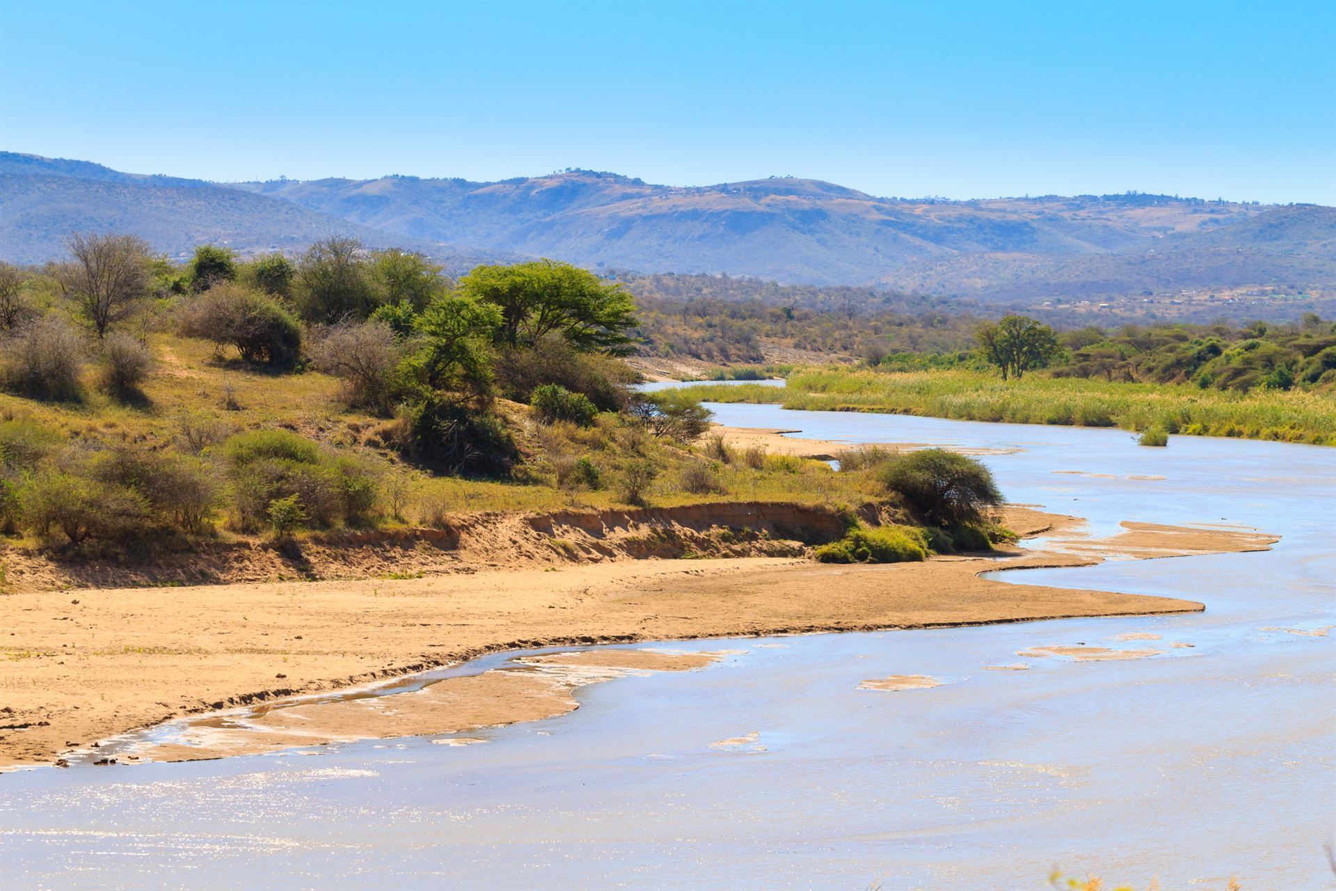 Landschaft im Hluhluwe-iMfolozi-Nationalpark