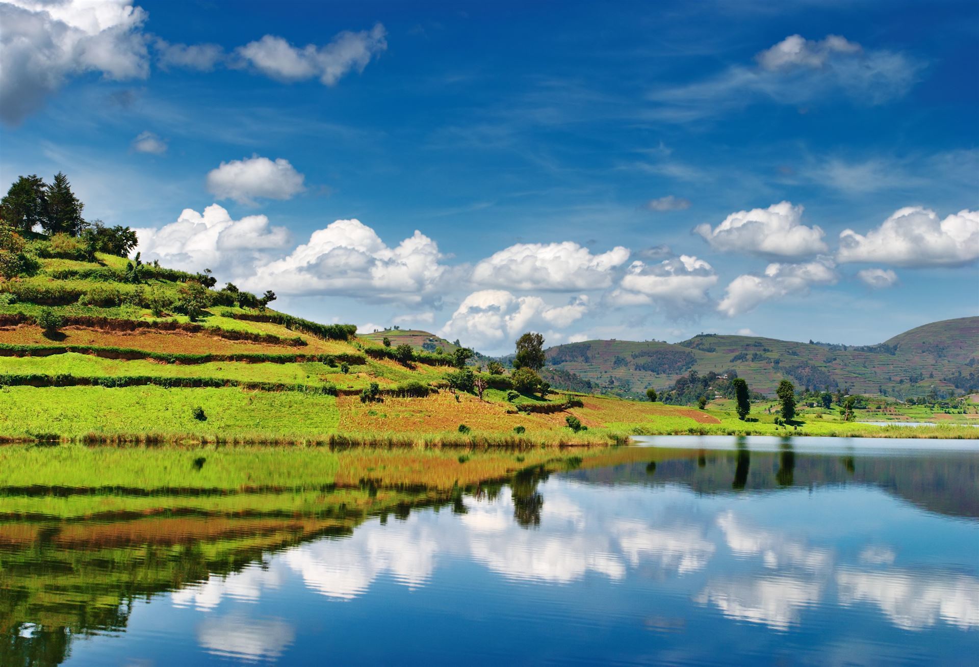 Bunyonyi Lake