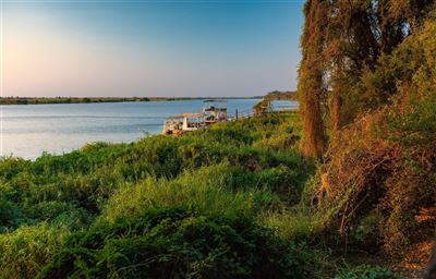 Kasane am Ufer des Chobe River