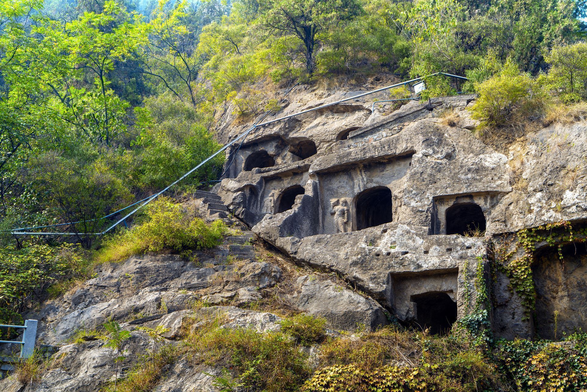 Longman Grotten