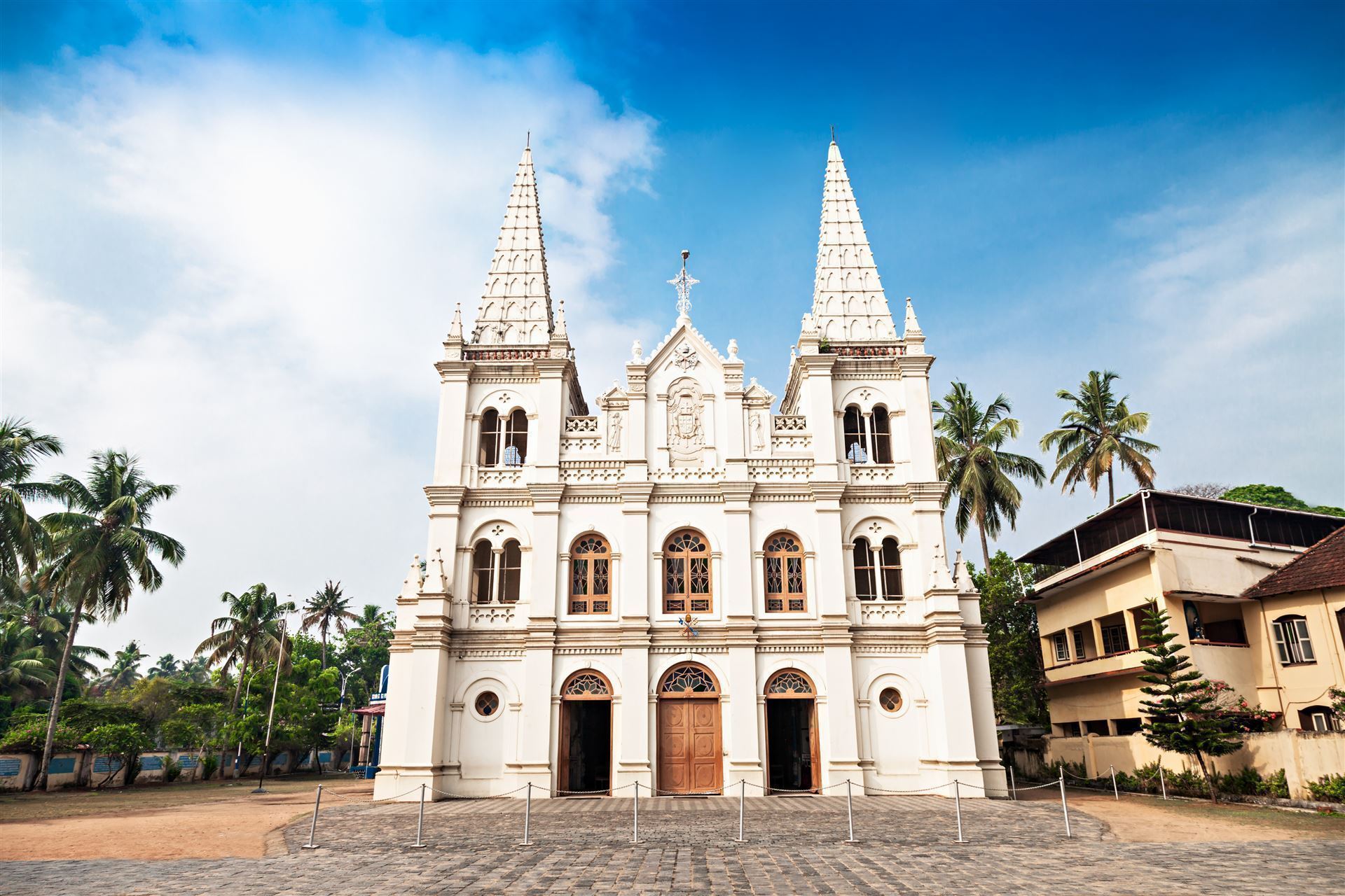 Basilika Santa Cruz