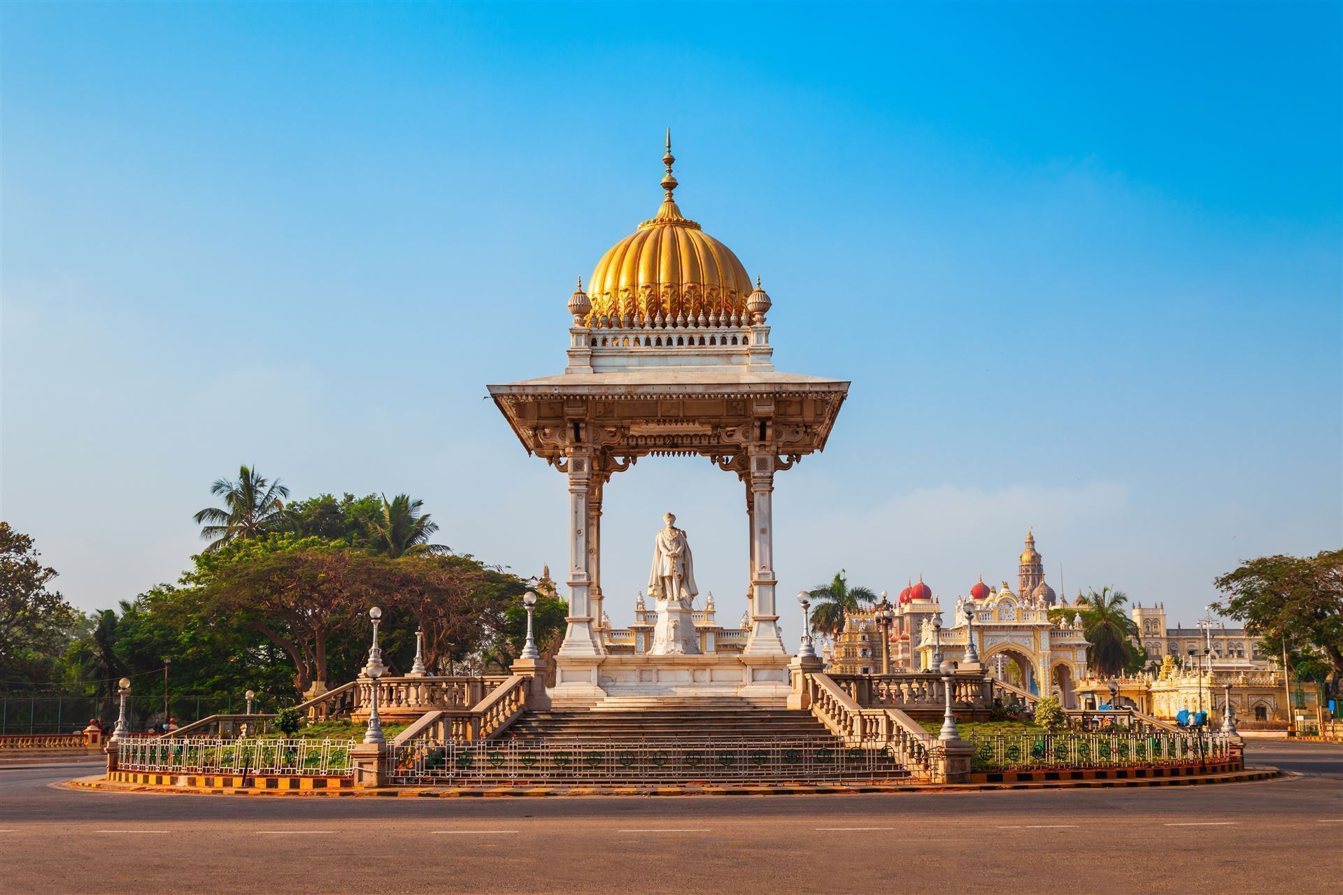 Statue des Maharaja Chamarajendar Wodeyar king