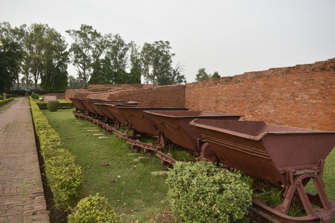 Ruinen der antiken Nalanda-Universität in Bihar, Indien