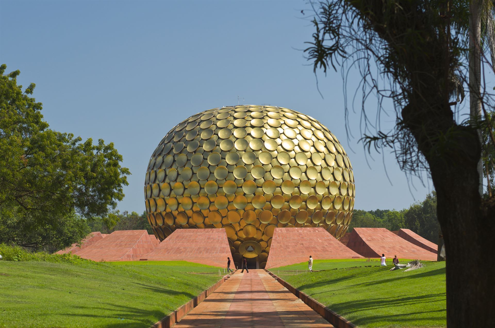 Suedindien_Pondicherry_Matrimandir_in_Auroville