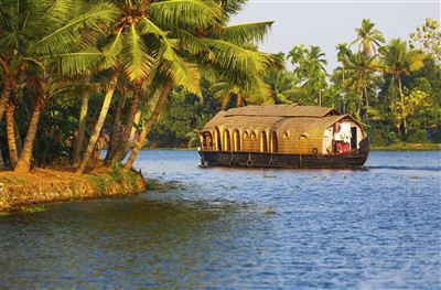 {image.media_title -> f:transform.html())} {image.copyright -> f:transform.html())}