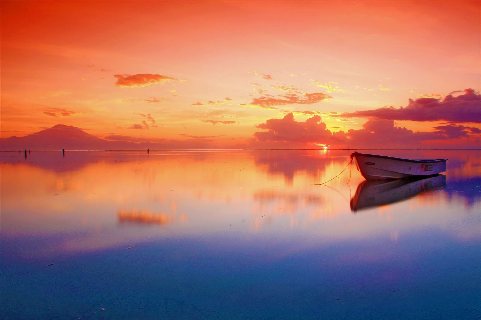 Karang Beach im Sonnenuntergang