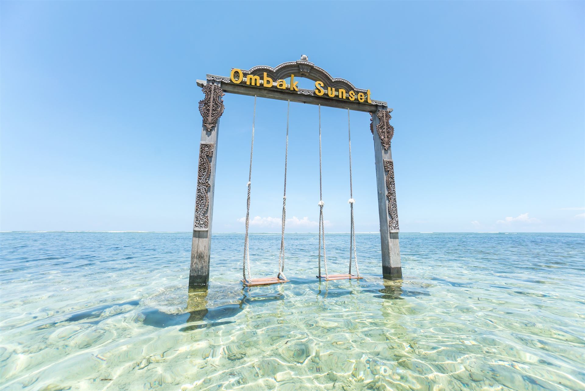 Gili Trawangan-Ombak Sunset Swing