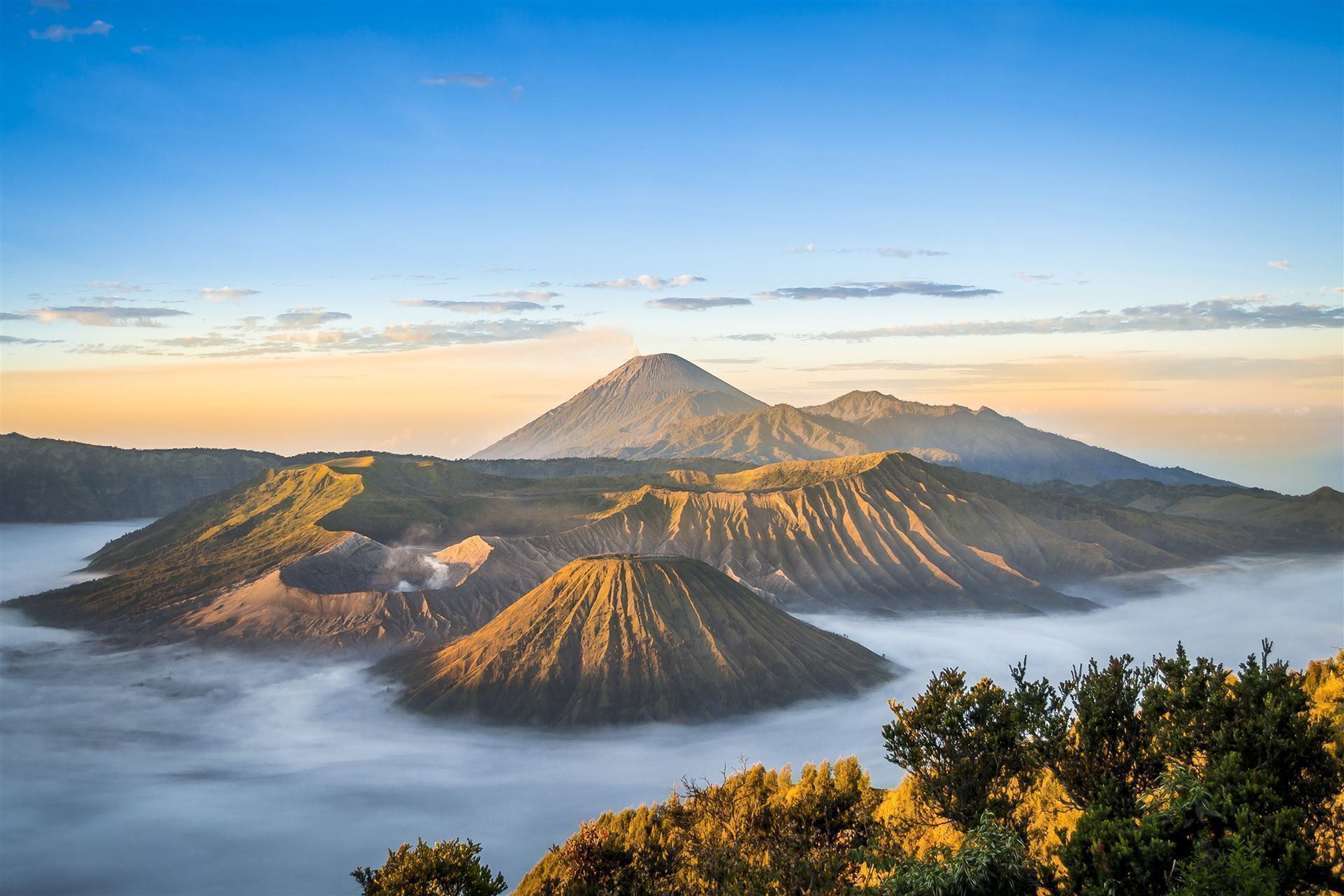 Sonnenaufgang am Mount Bromo