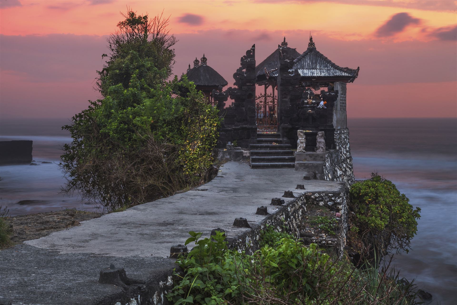 Pura Tanah Lot Tempel aus der Nähe