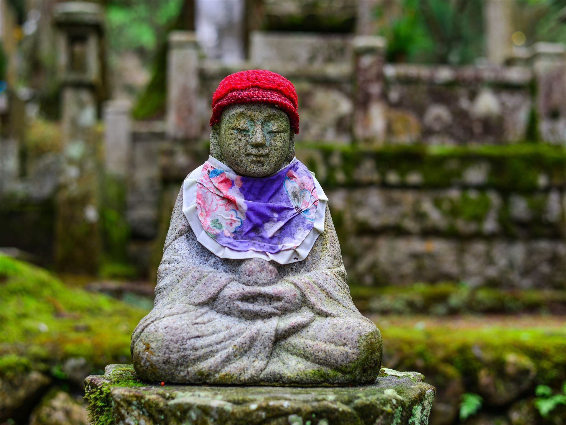 Buddha am Berg Koya-sun