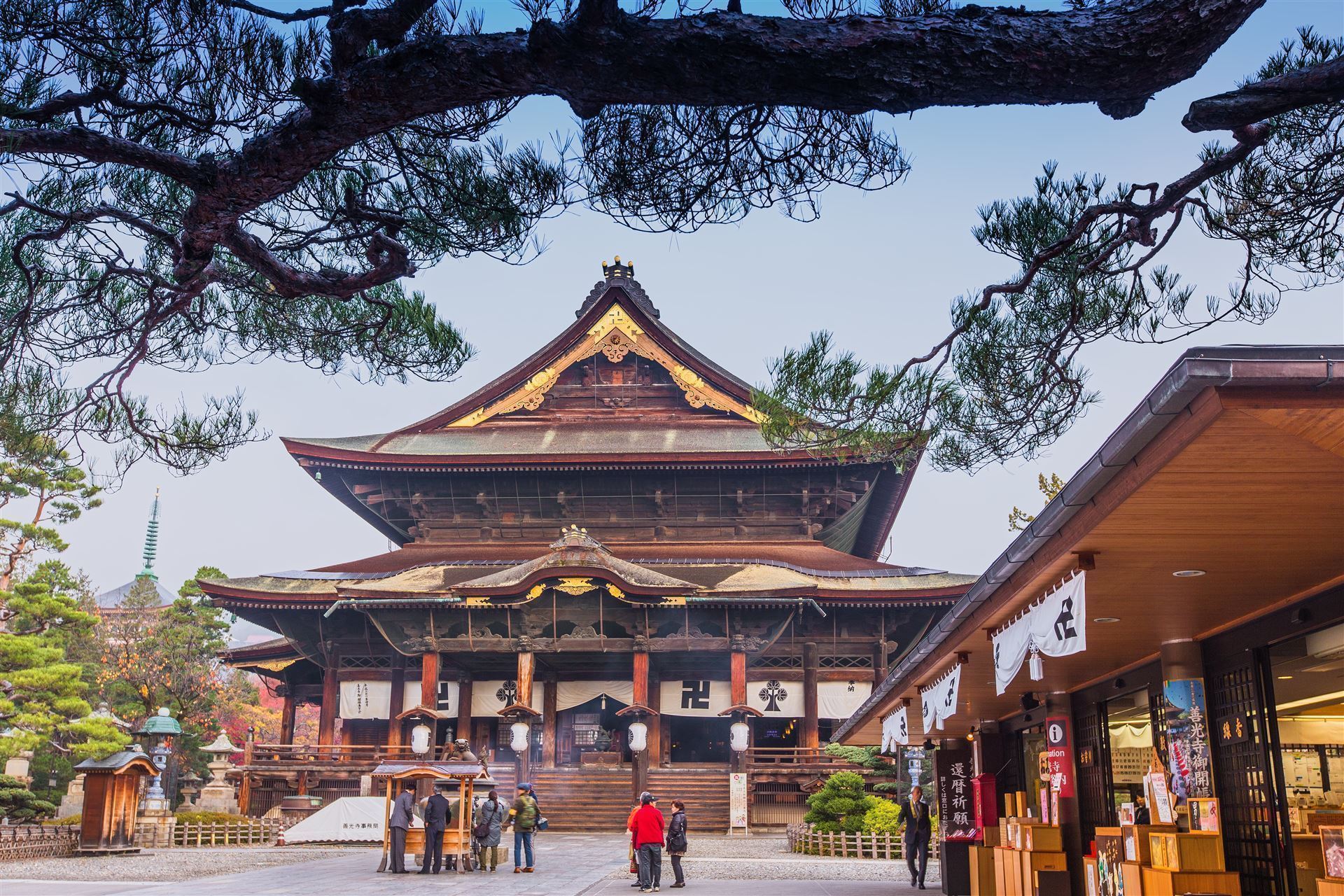 Zenkoji Temple von außen