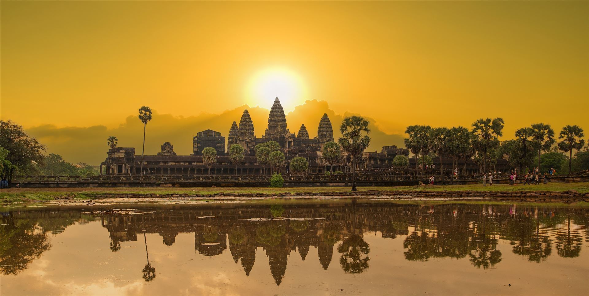 Angkor Wat bei Sonnenuntergang