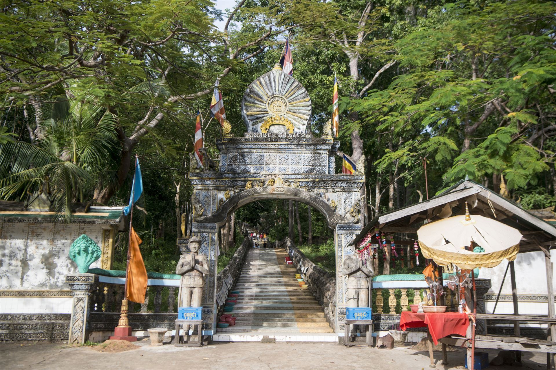 Eingang Phnom Sanuk Tempel