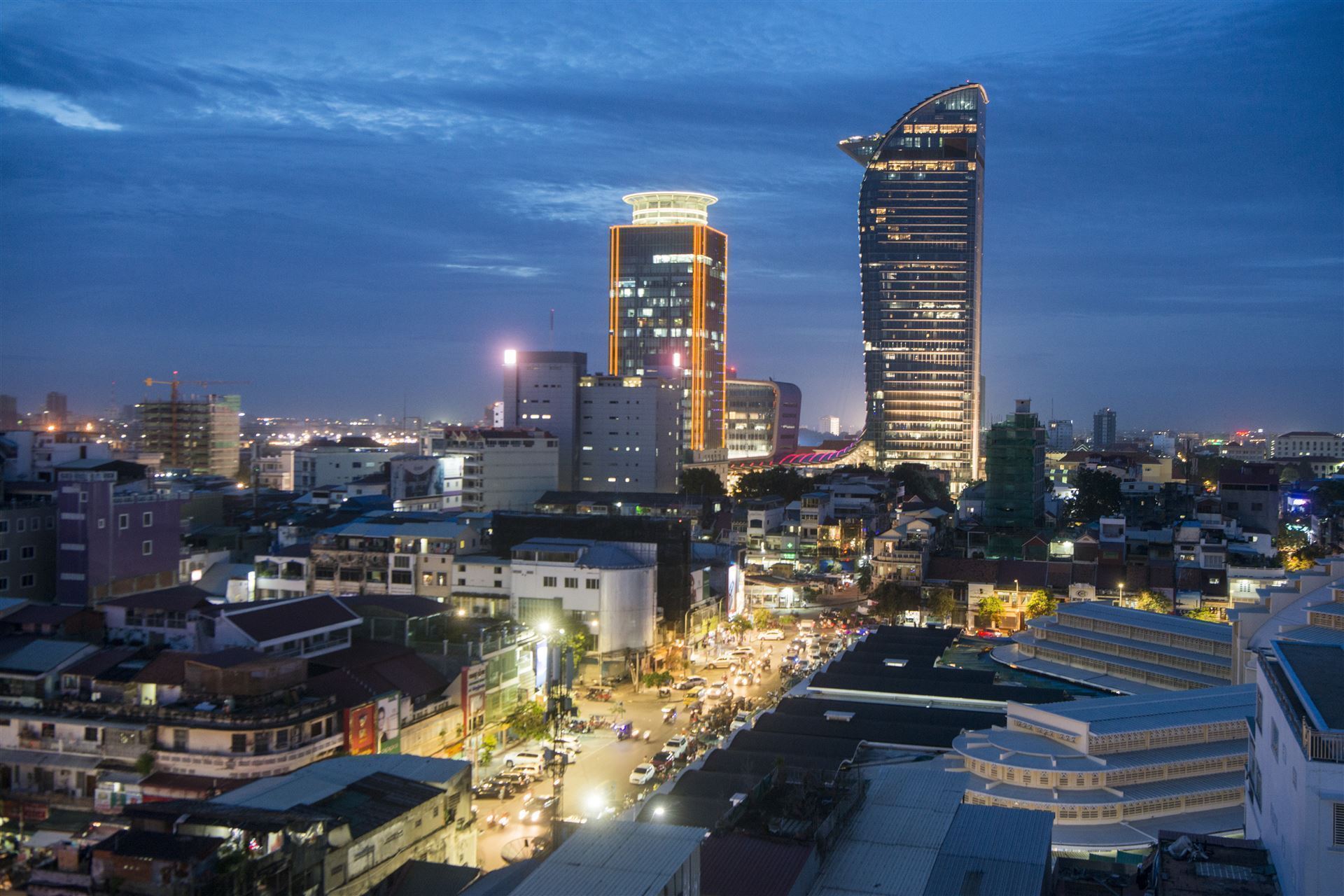 City bei Nacht Phnom Penh