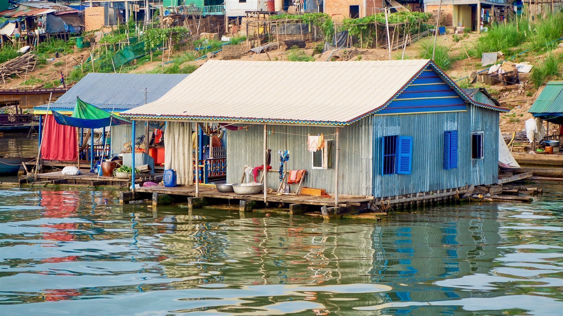 Schwimmendes Haus im Mekong