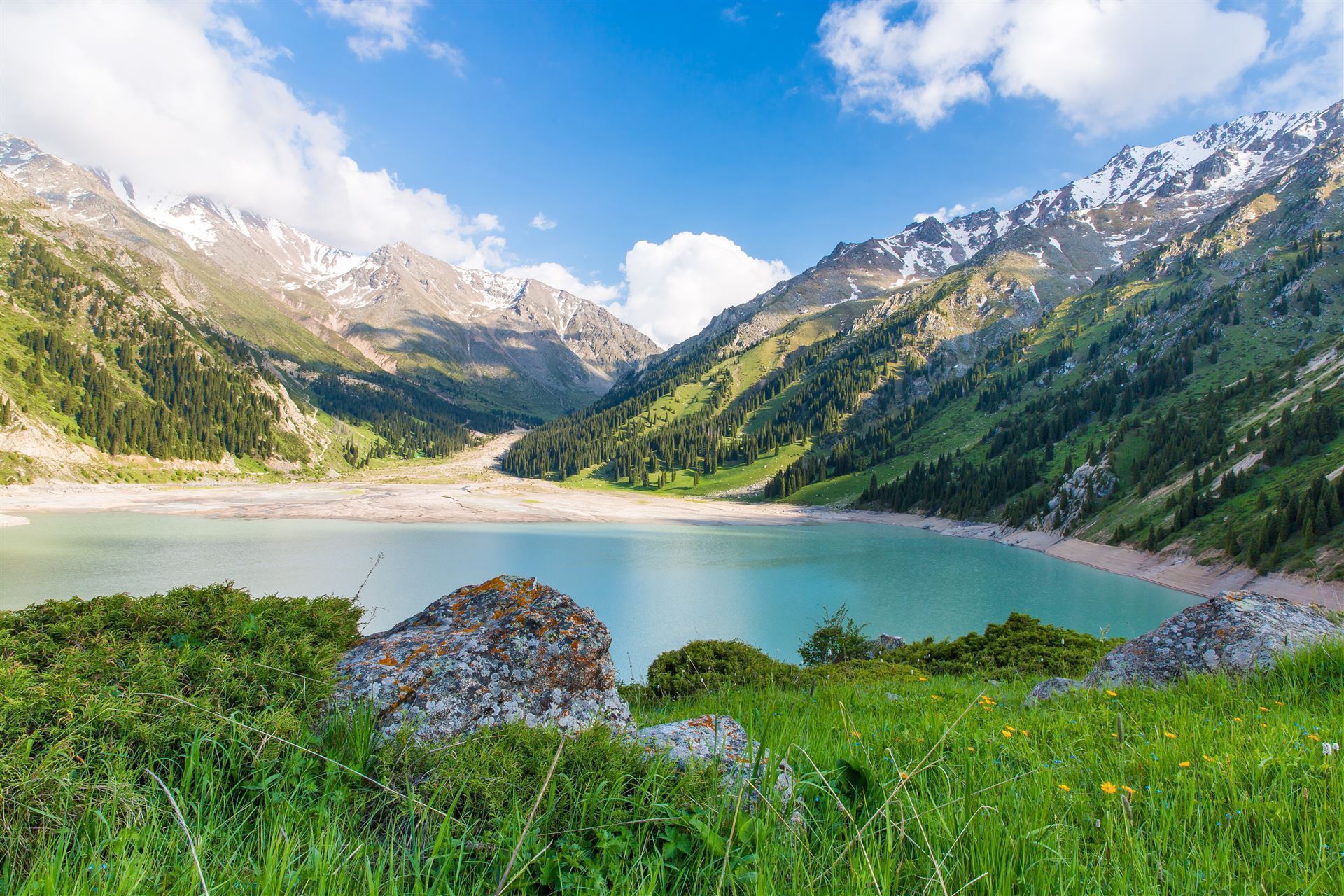 Berge mit See - Impression