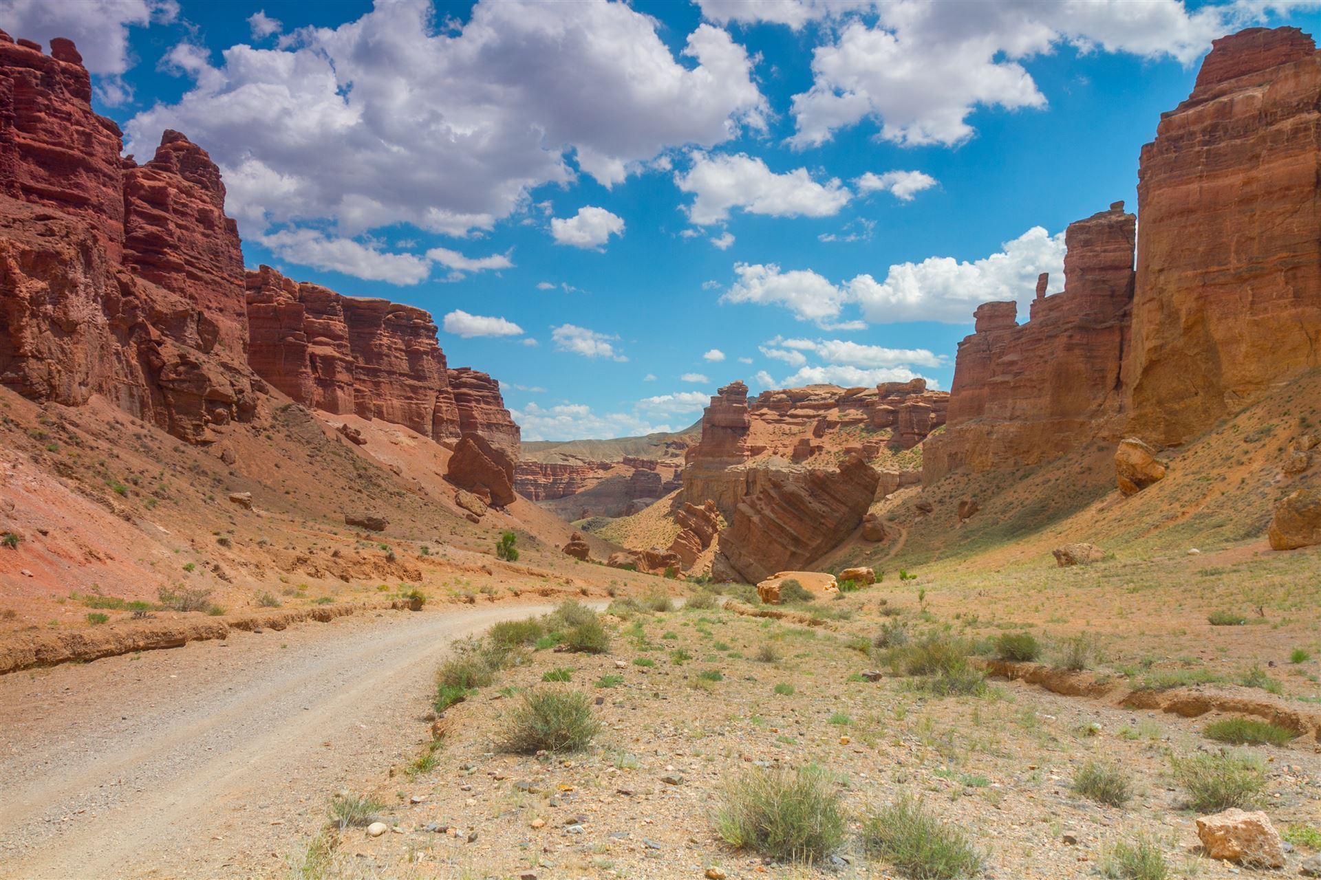Charyn Canyon