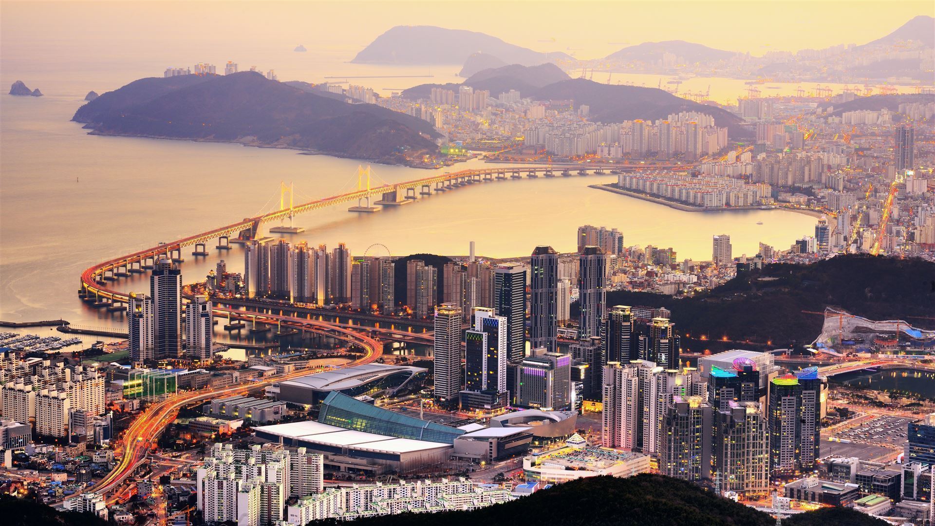 Busan bei nacht