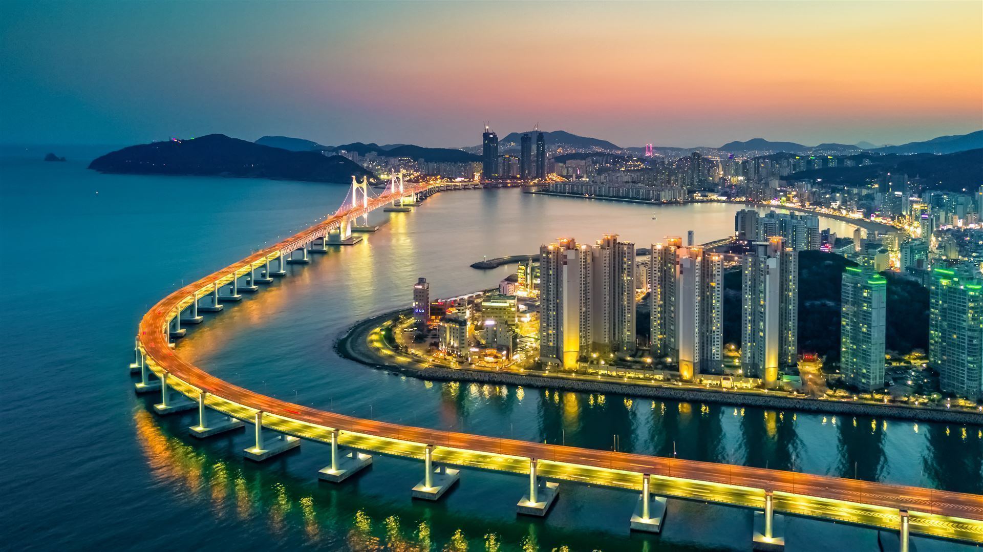 Songdo Skywalk bei Nacht