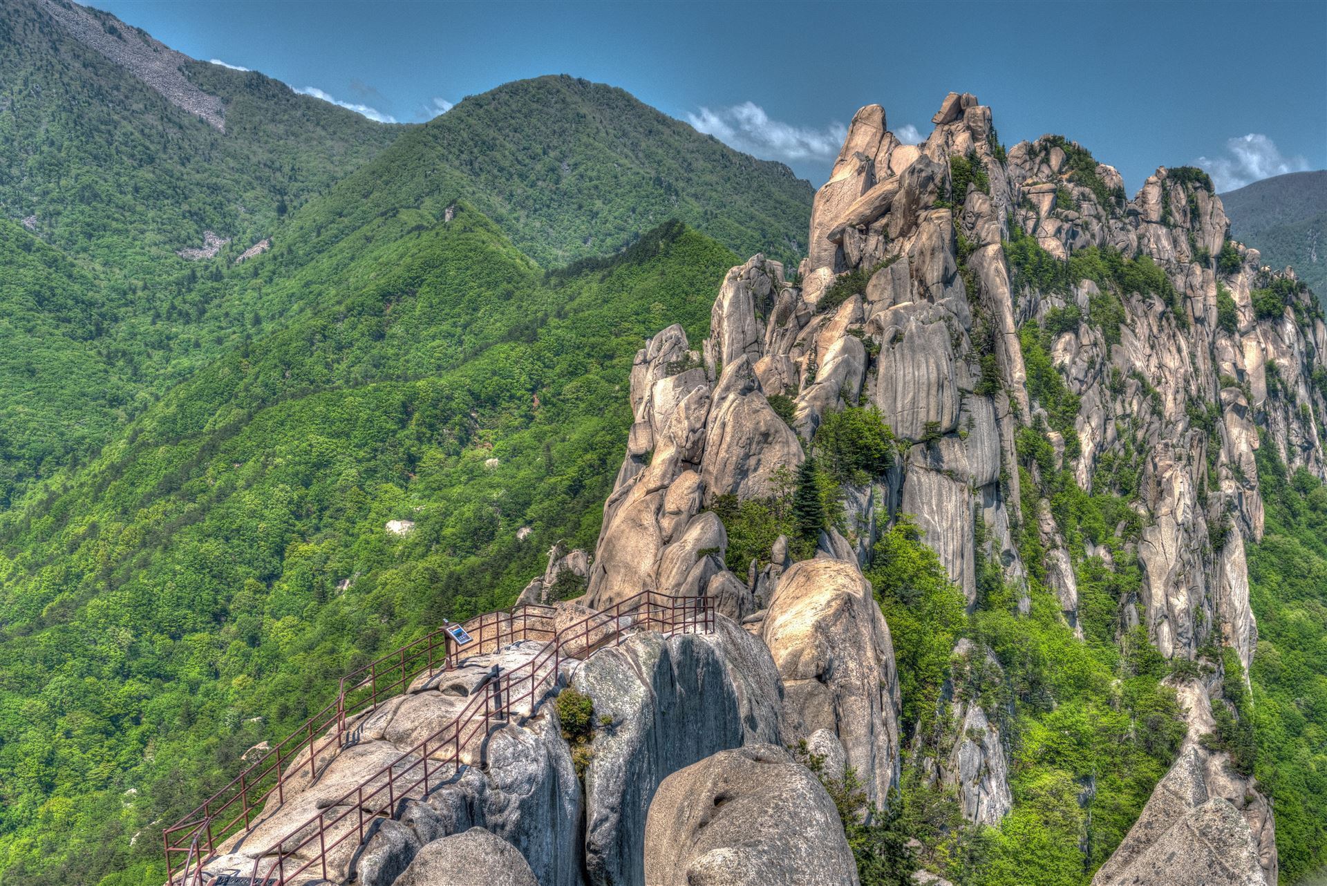 Seoraksan Nationalpark mit Ulsanbawi Berg
