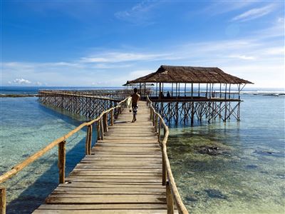 {image.media_title -> f:transform.html())} {image.copyright -> f:transform.html())}