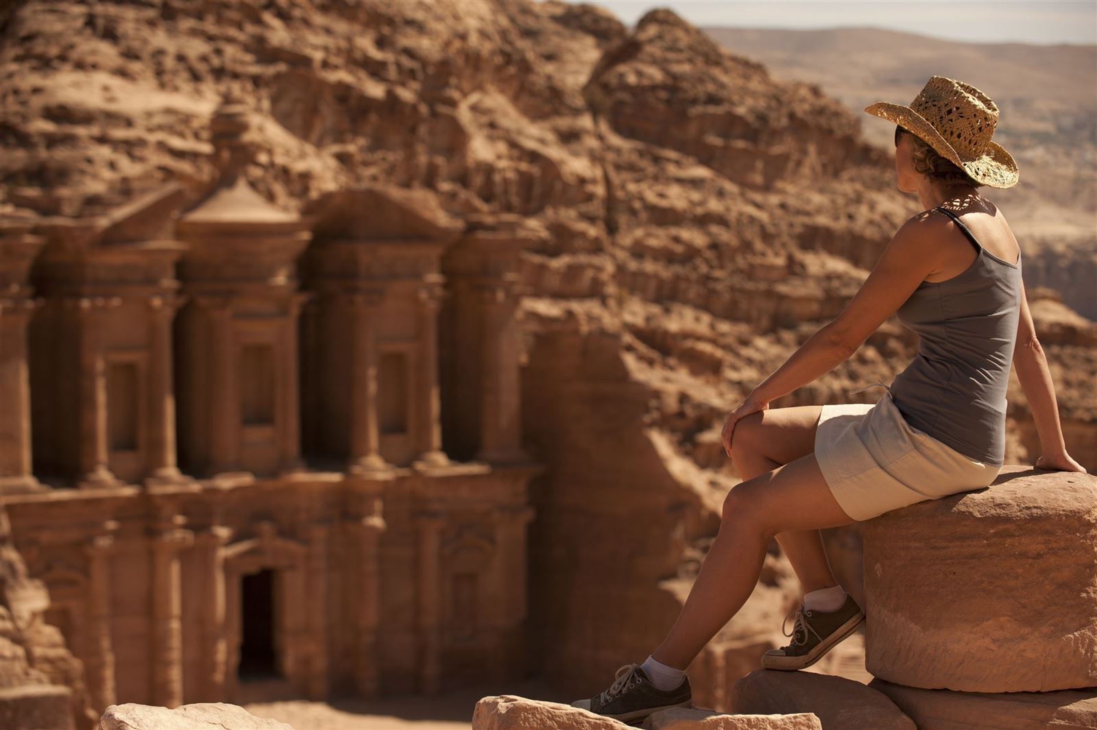 Frau Blick auf das Klostergrab