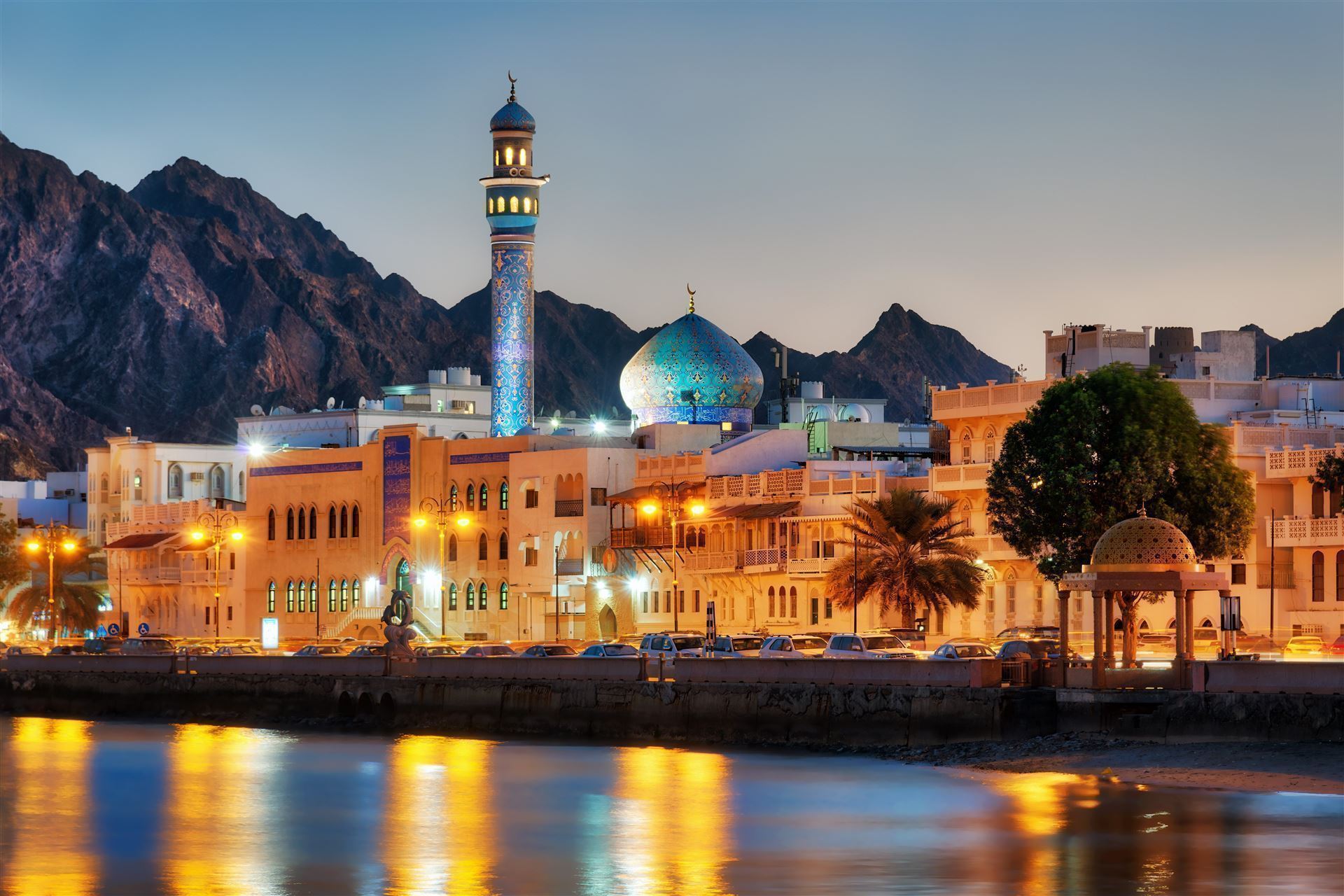 Muscat bei Nacht