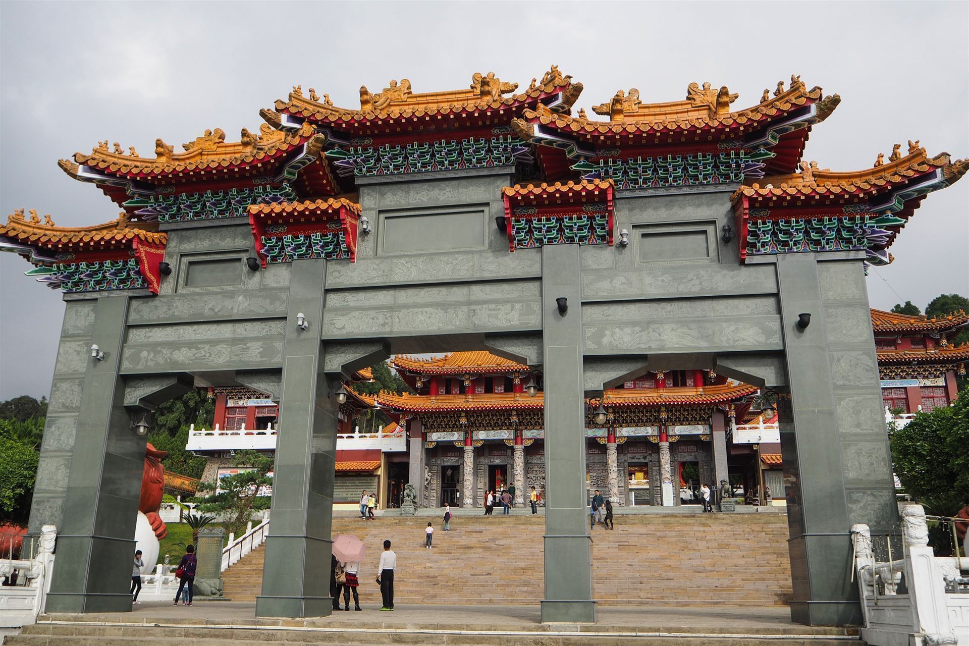 Eingang zum Wenwu Tempel