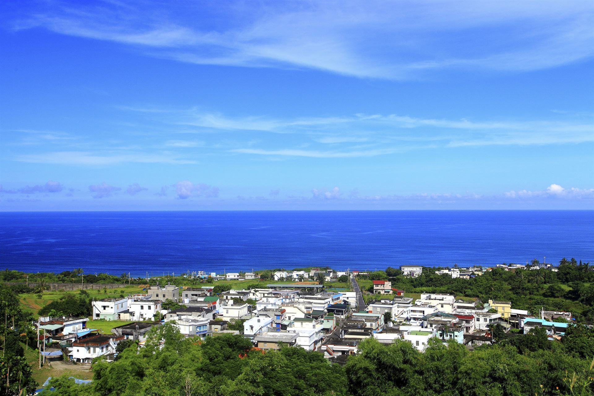 Taitung mit blauen Ozean