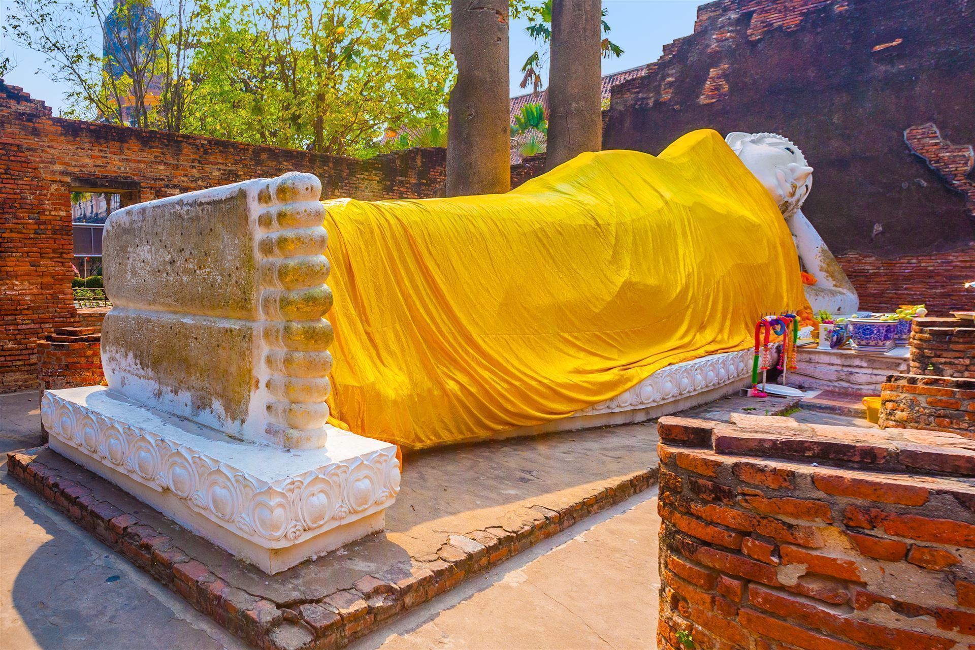in der Nähe von Ayutthaya der Wat Yai Chai Tempel