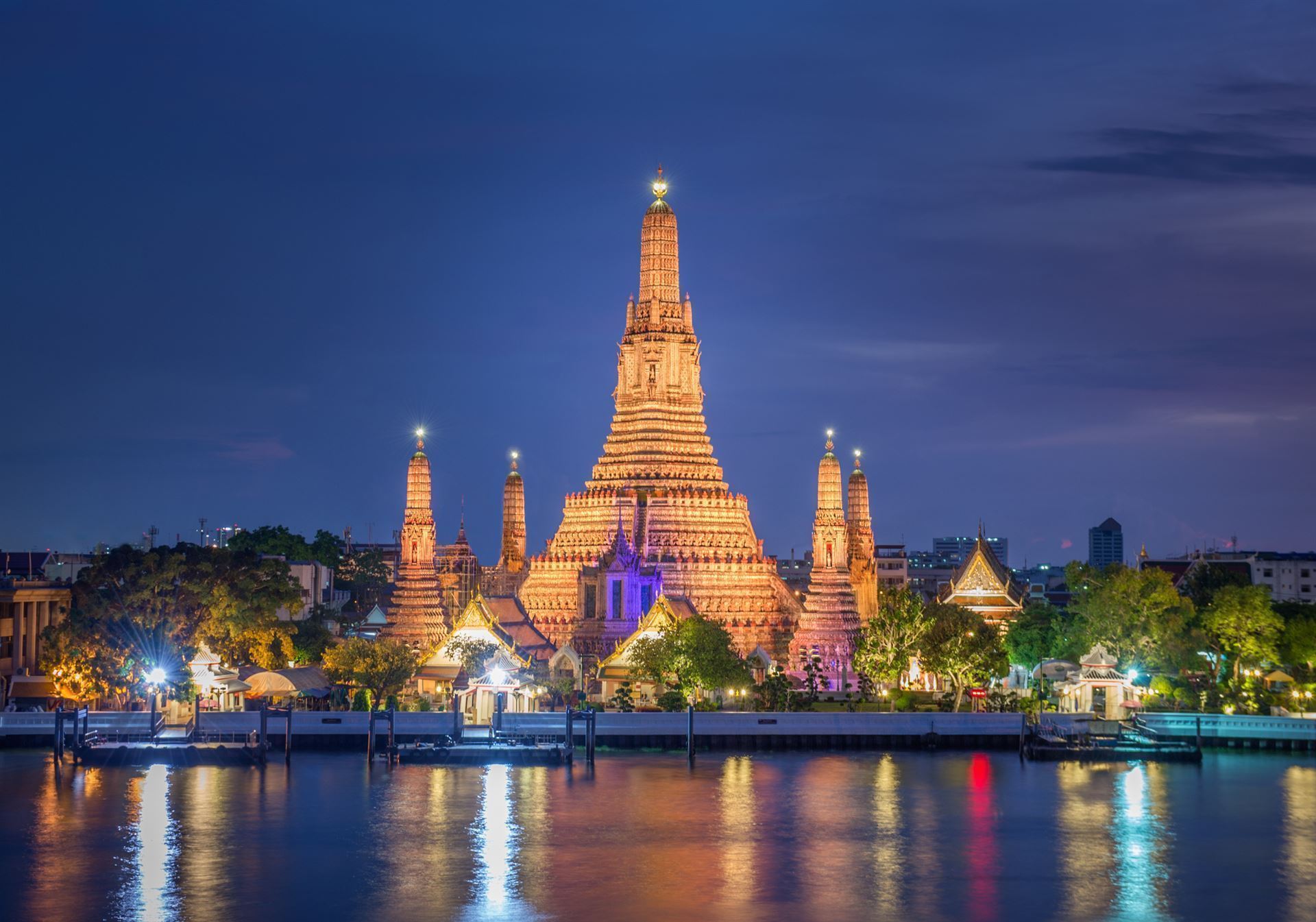 Wat Arun bei Nacht