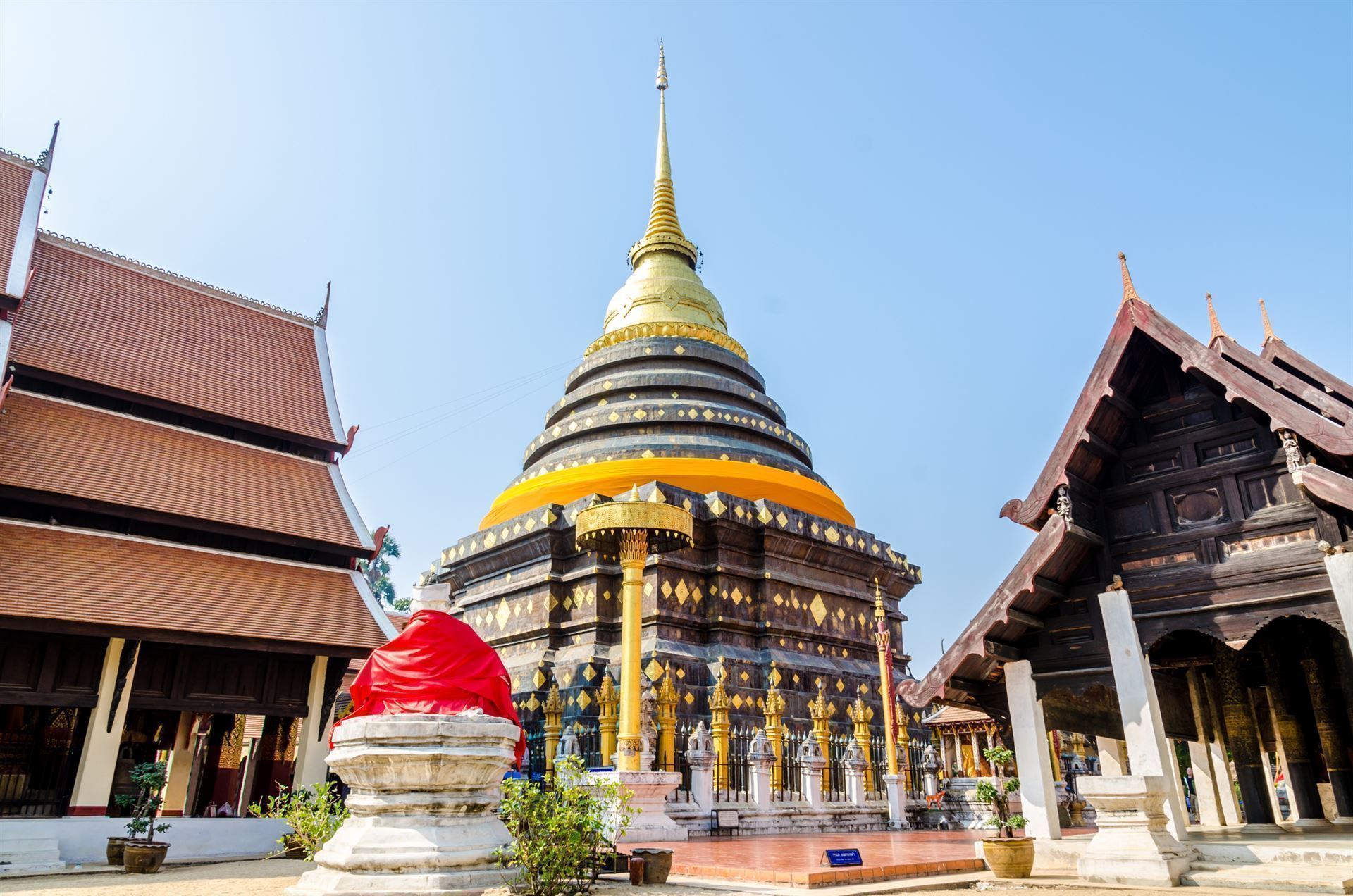 Pagode im Tempel Lampang Luang